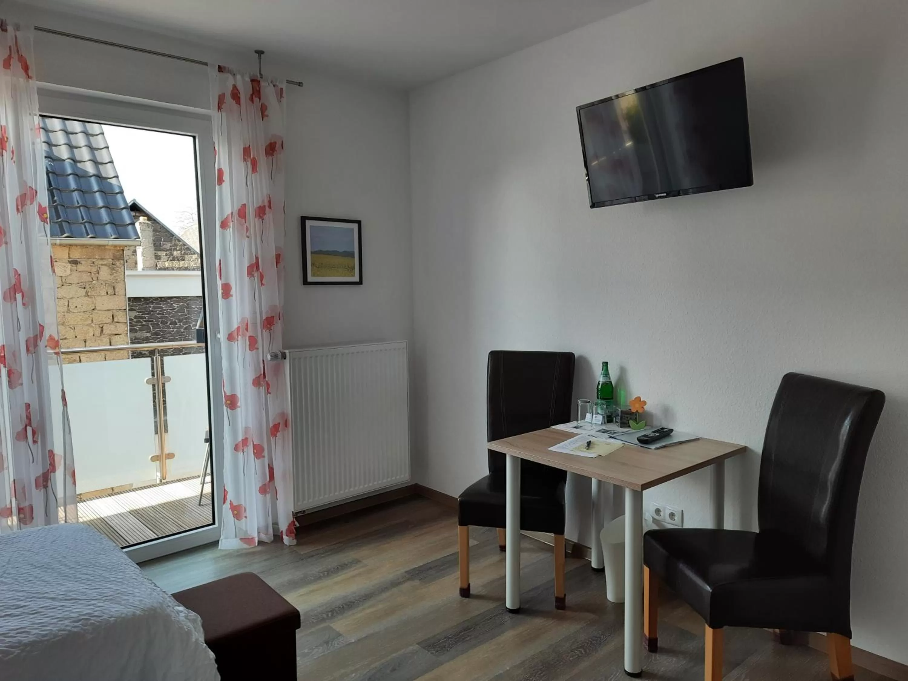 Seating area, Bed in Gästehaus Am Hochsimmer