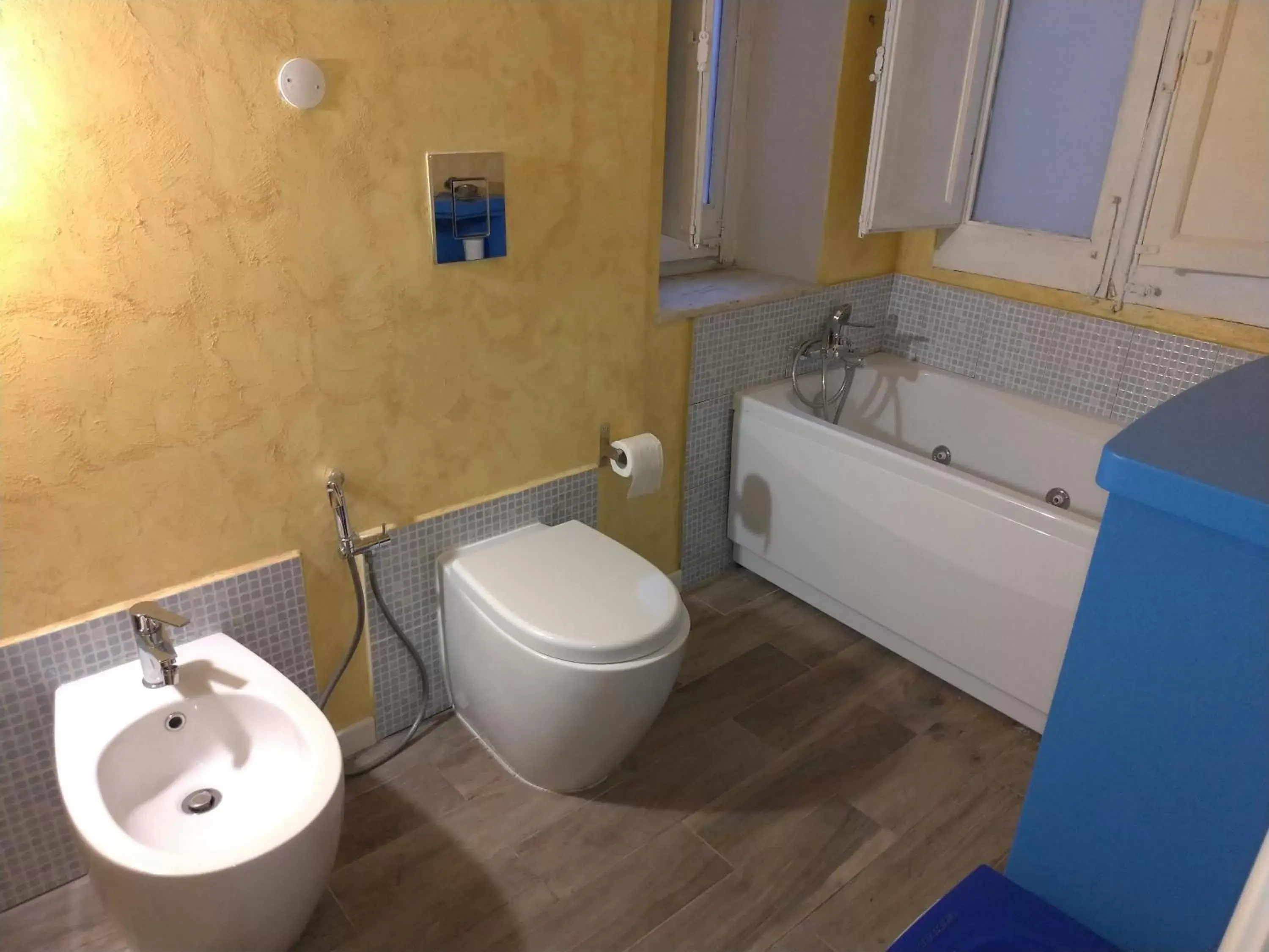 Toilet, Bathroom in Mabbonath B&B - Il Genio del Porto