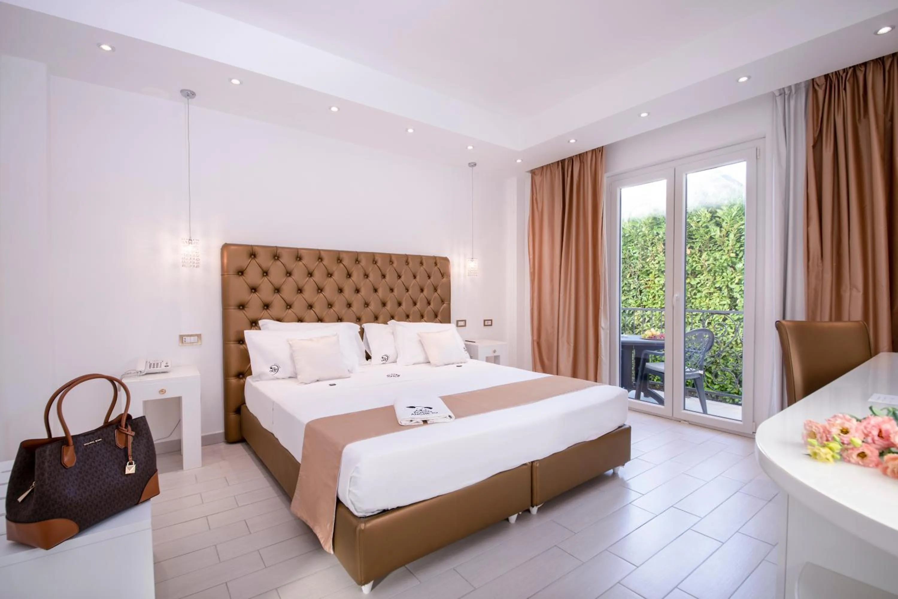 Bed in Ludwig Boutique Hotel & Spa