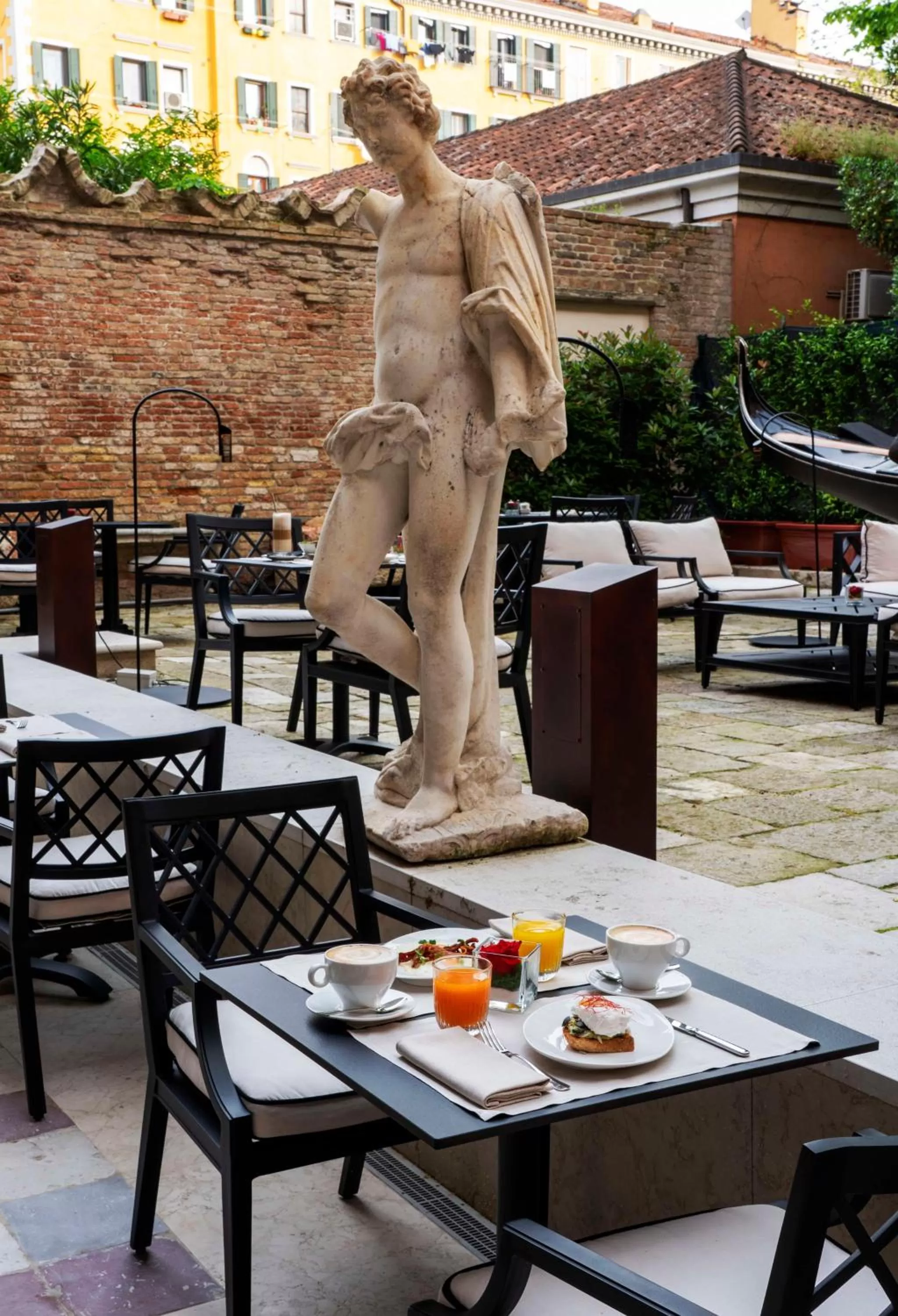 Breakfast in Radisson Collection Hotel, Palazzo Nani Venice
