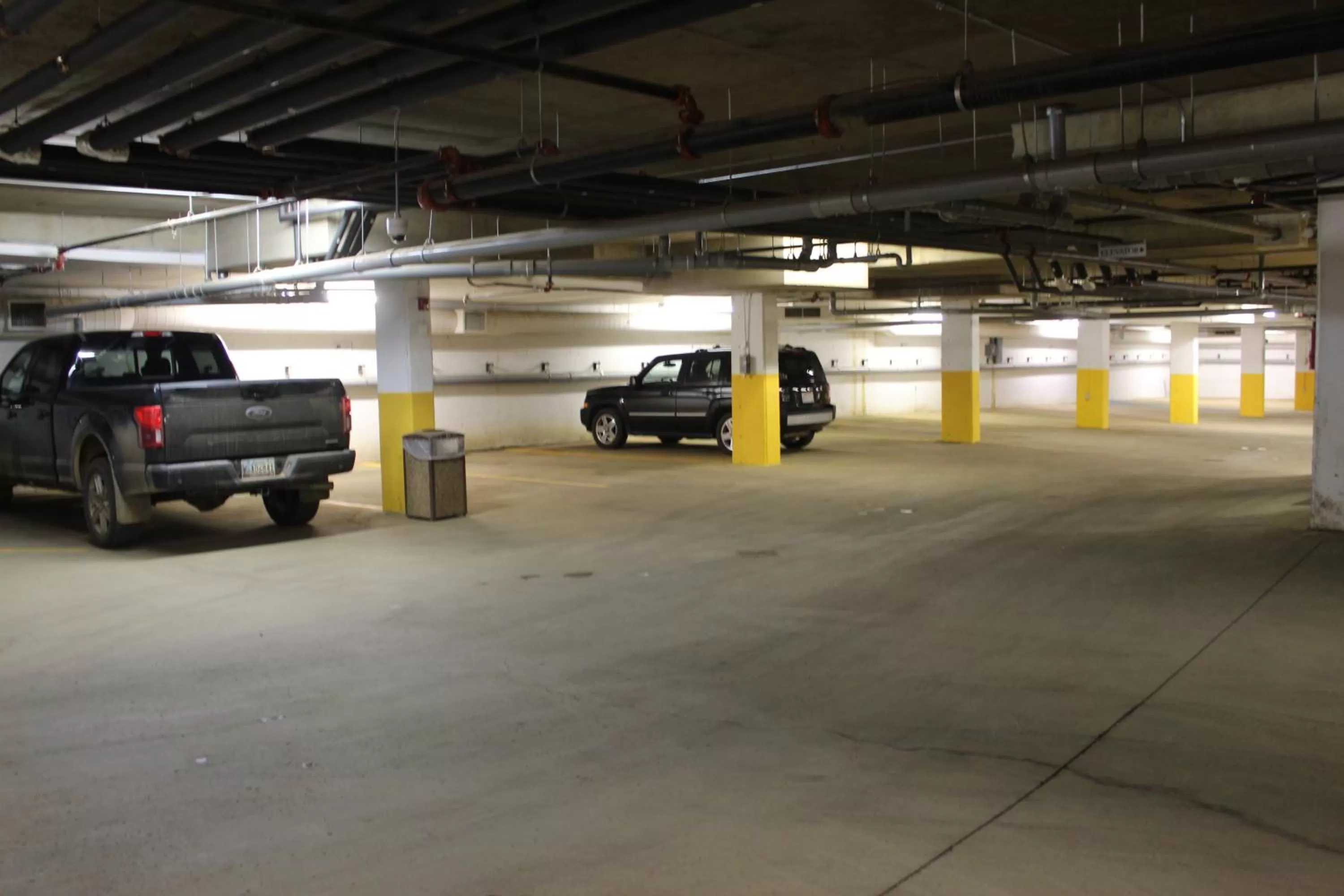 Parking in Franklin Suite Hotel