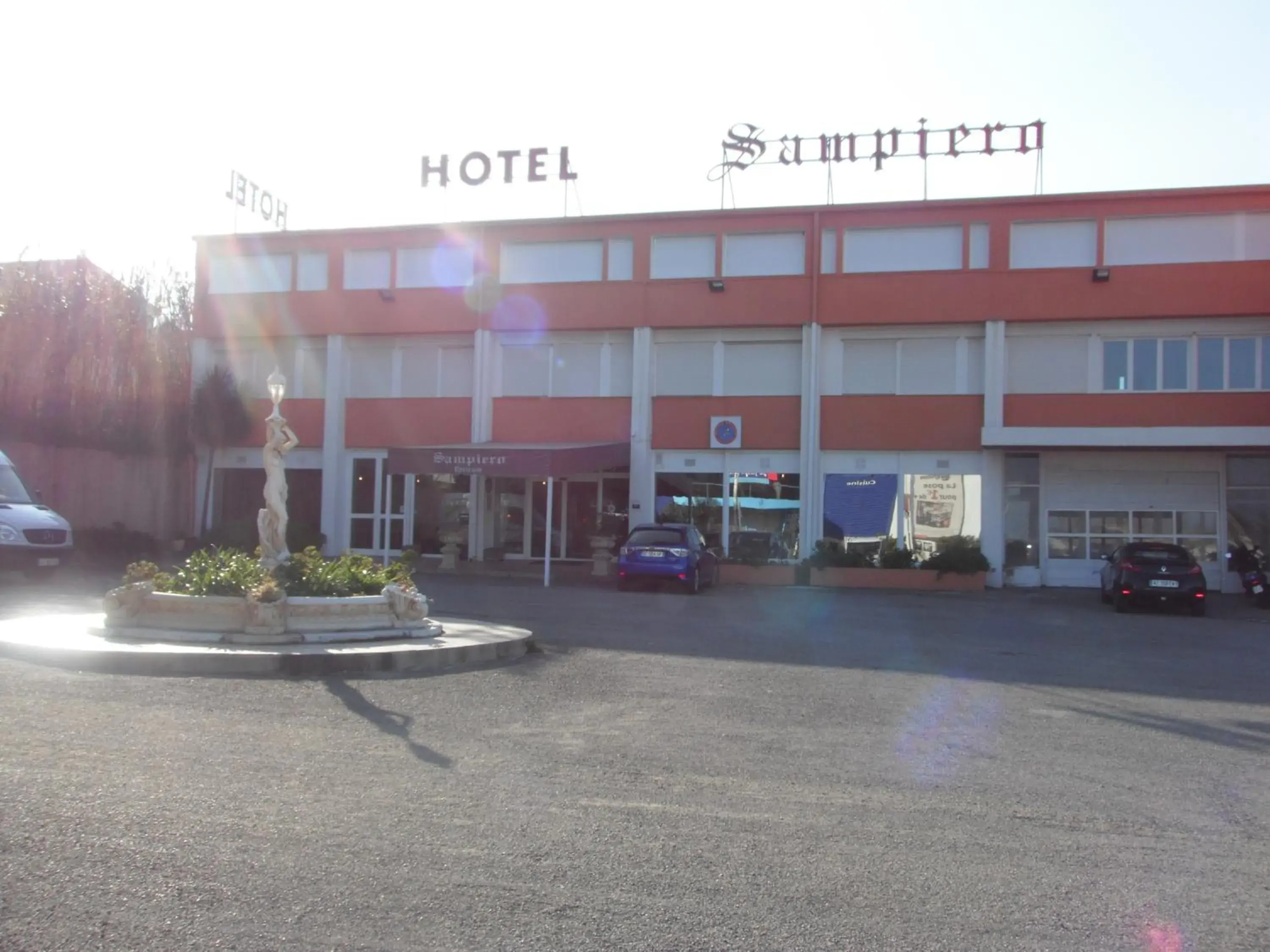 Facade/entrance, Property Building in Hôtel Sampiero