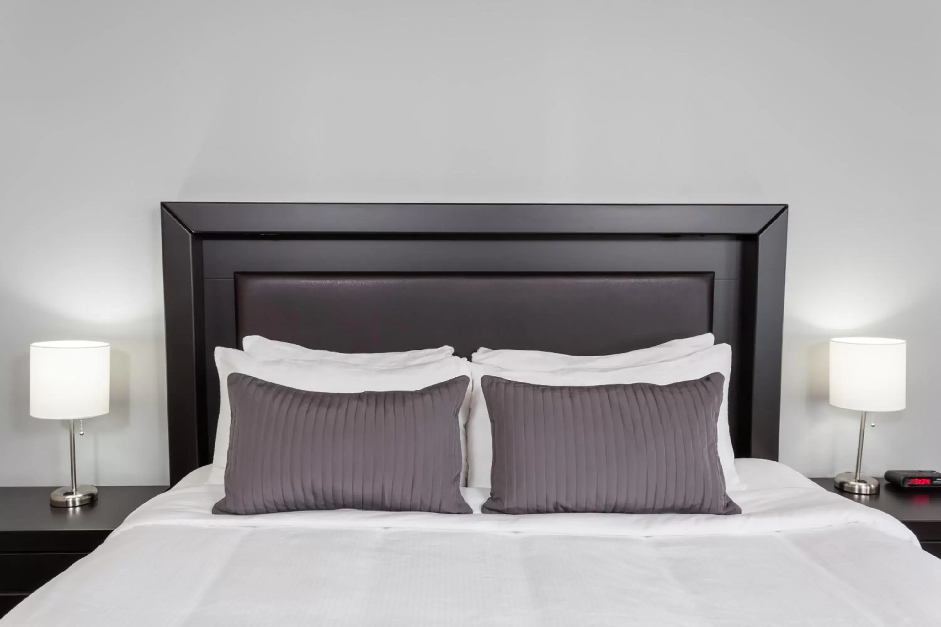 King Room - Non-Smoking in Baymont by Wyndham Glenview King Room - Non-Smoking in Baymont by Wyndham Glenview