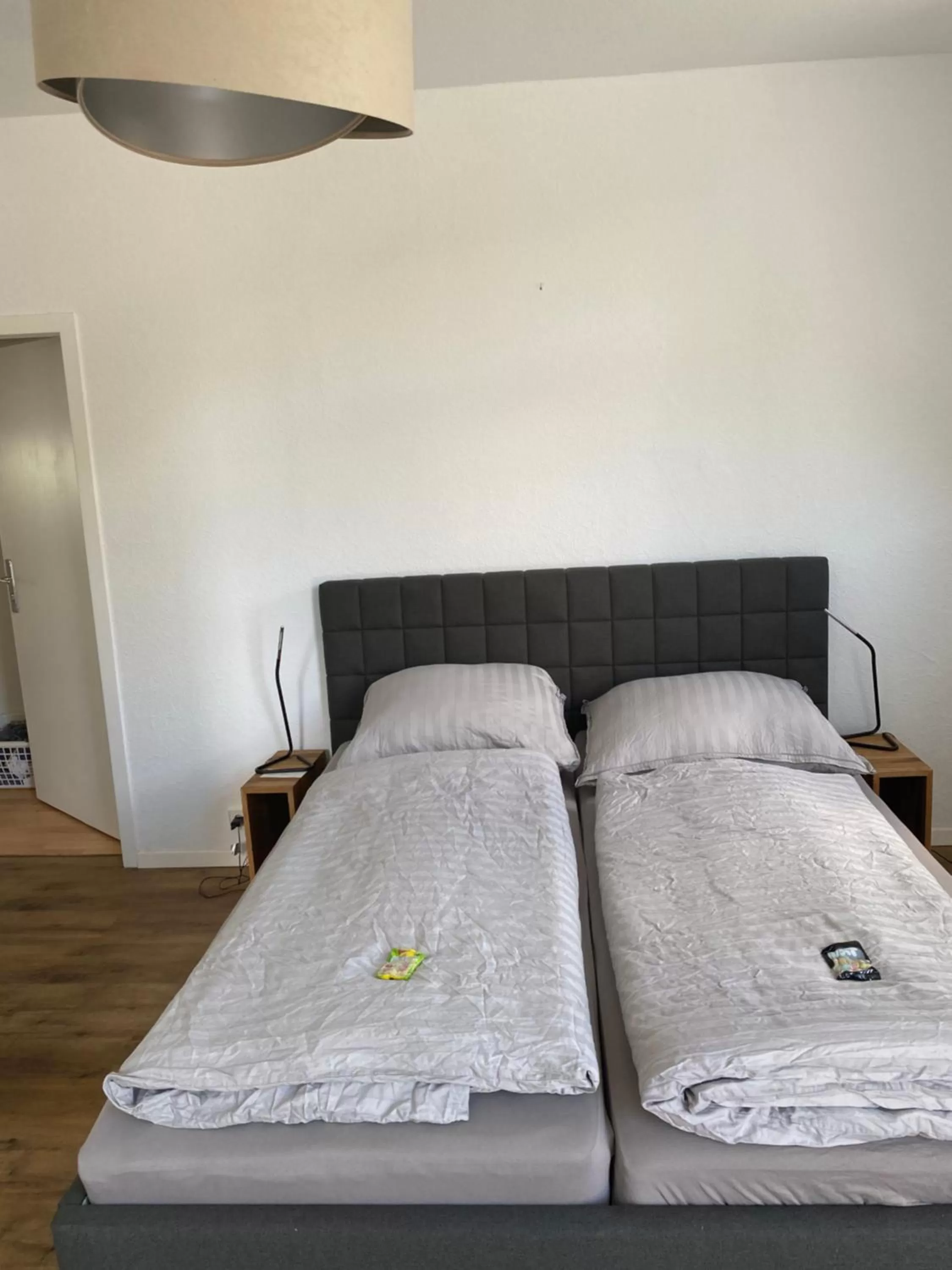 Bed in Pension Zur Fähre