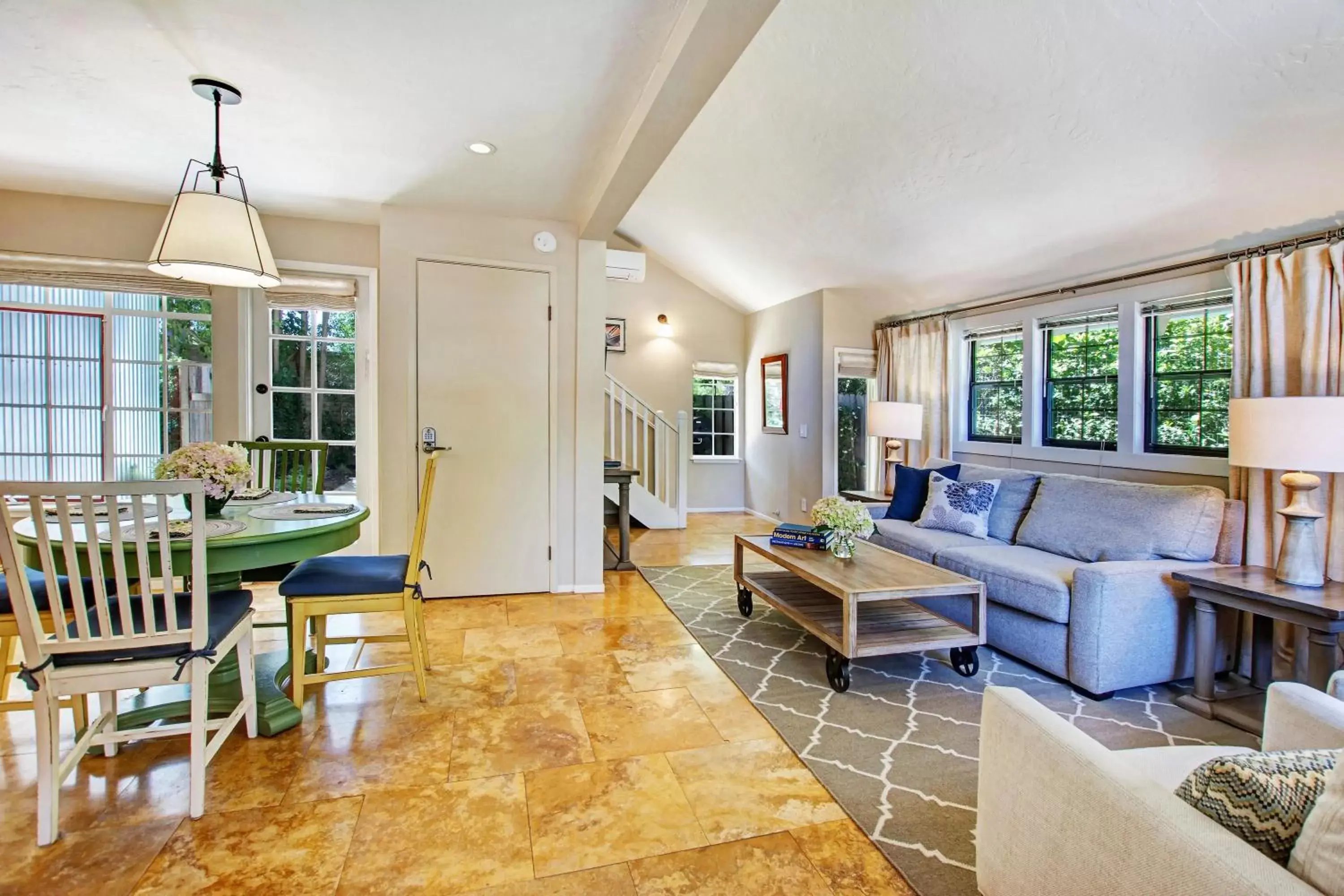 Living room, Seating Area in Bungalows 313