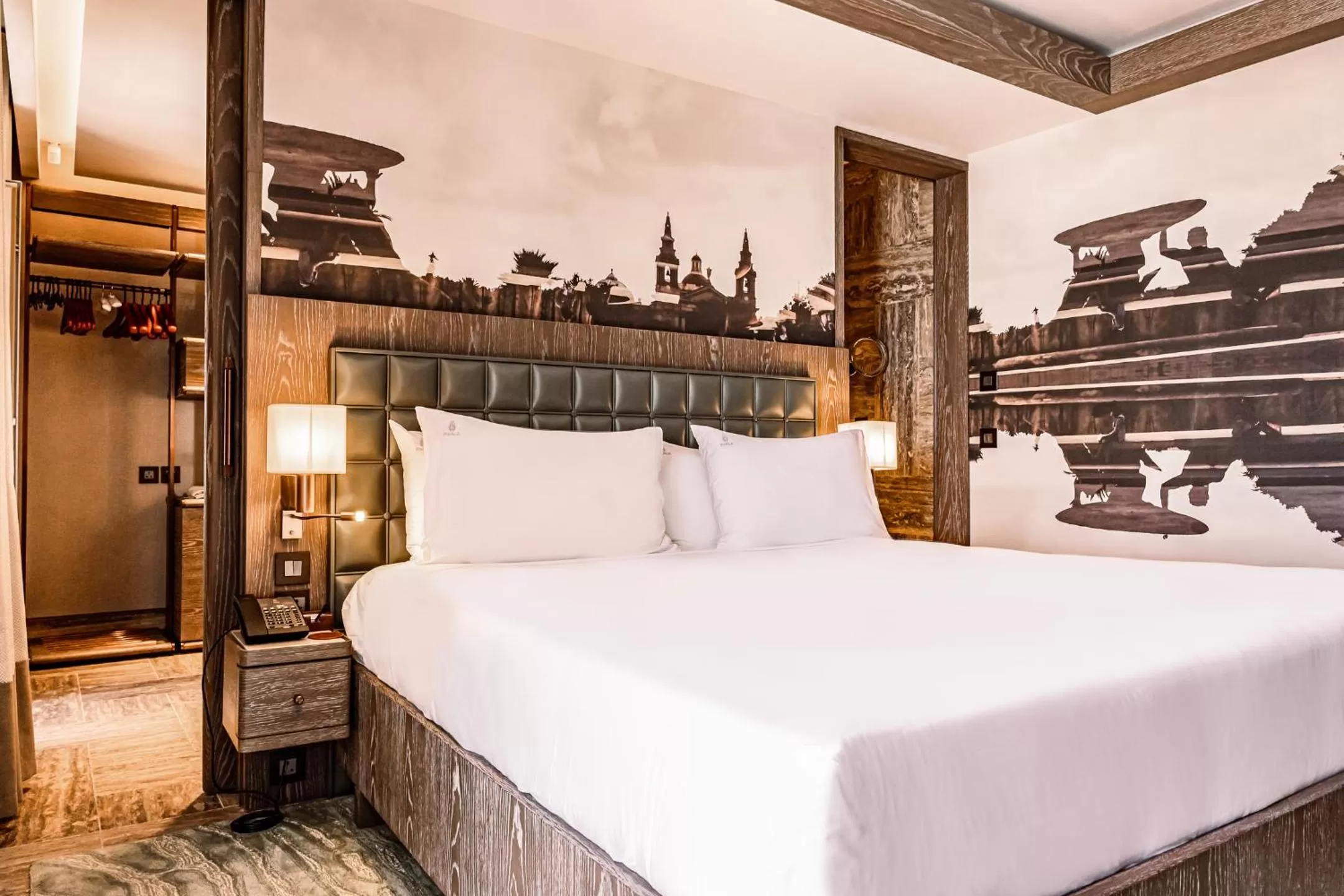 Bedroom, Bed in Iniala Harbour House