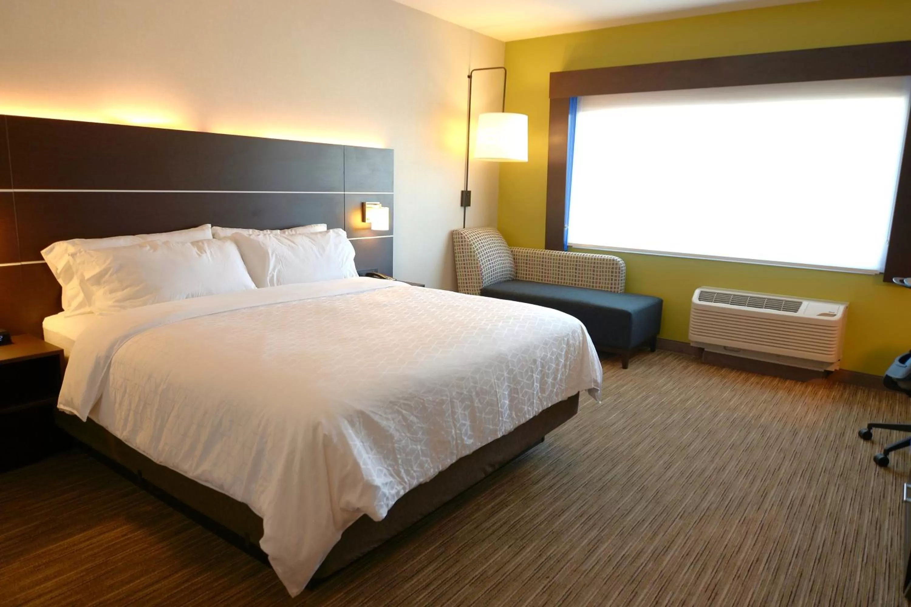King Room - Hearing Accessible - Roll-in Shower in Holiday Inn Express & Suites Onalaska - La Crosse Area, an IHG Hotel