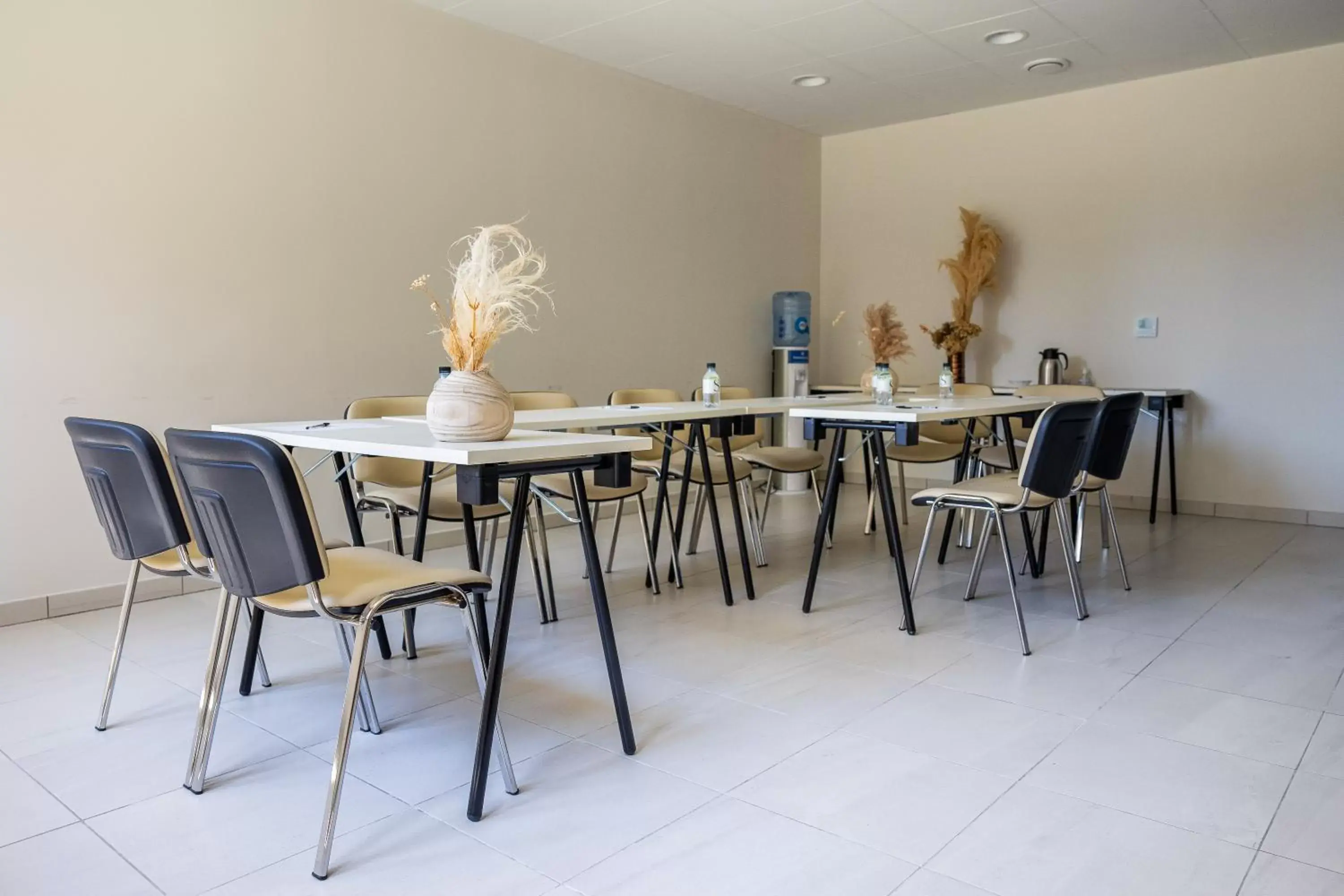Banquet/Function facilities, Restaurant/Places to Eat in Hôtel Le Bastia