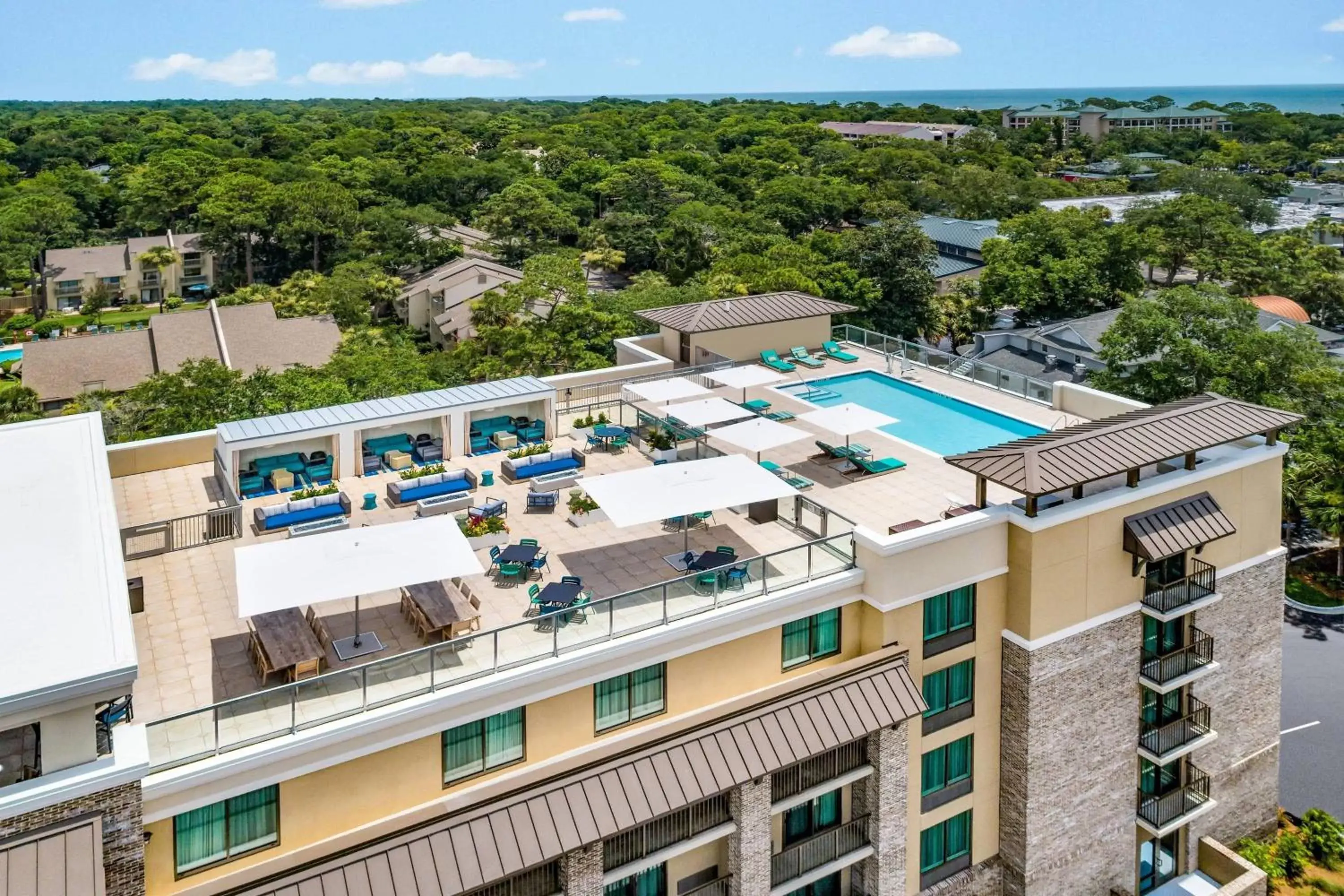 Property building, Bird's-eye View in Courtyard by Marriott Hilton Head Island