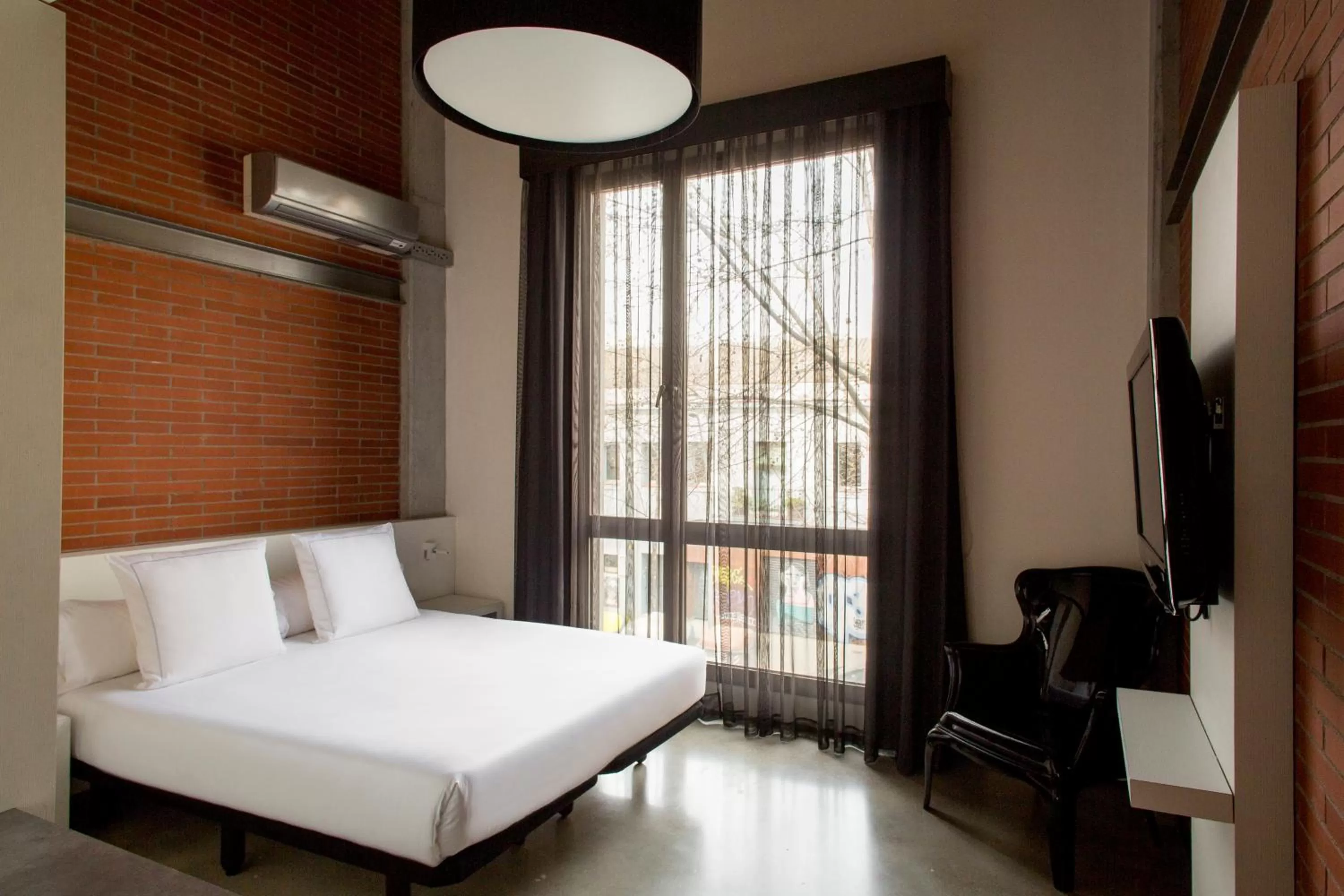 Bedroom, Bed in Barcelona Apartment Republica