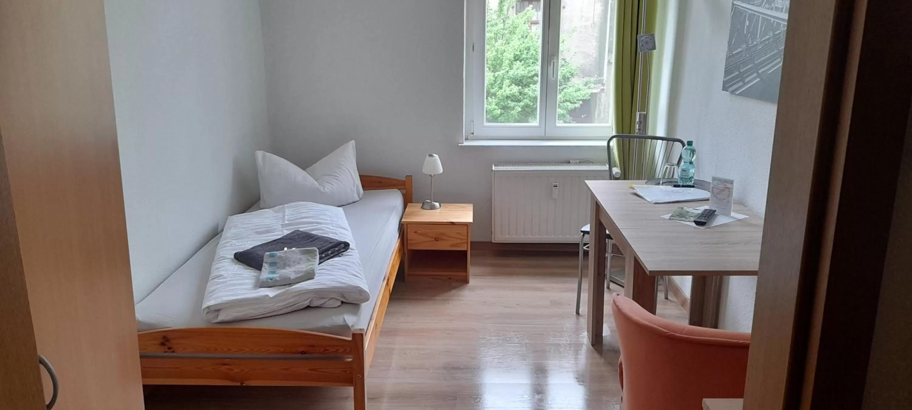 Bed in Apartment-Hotel Schillerplatz