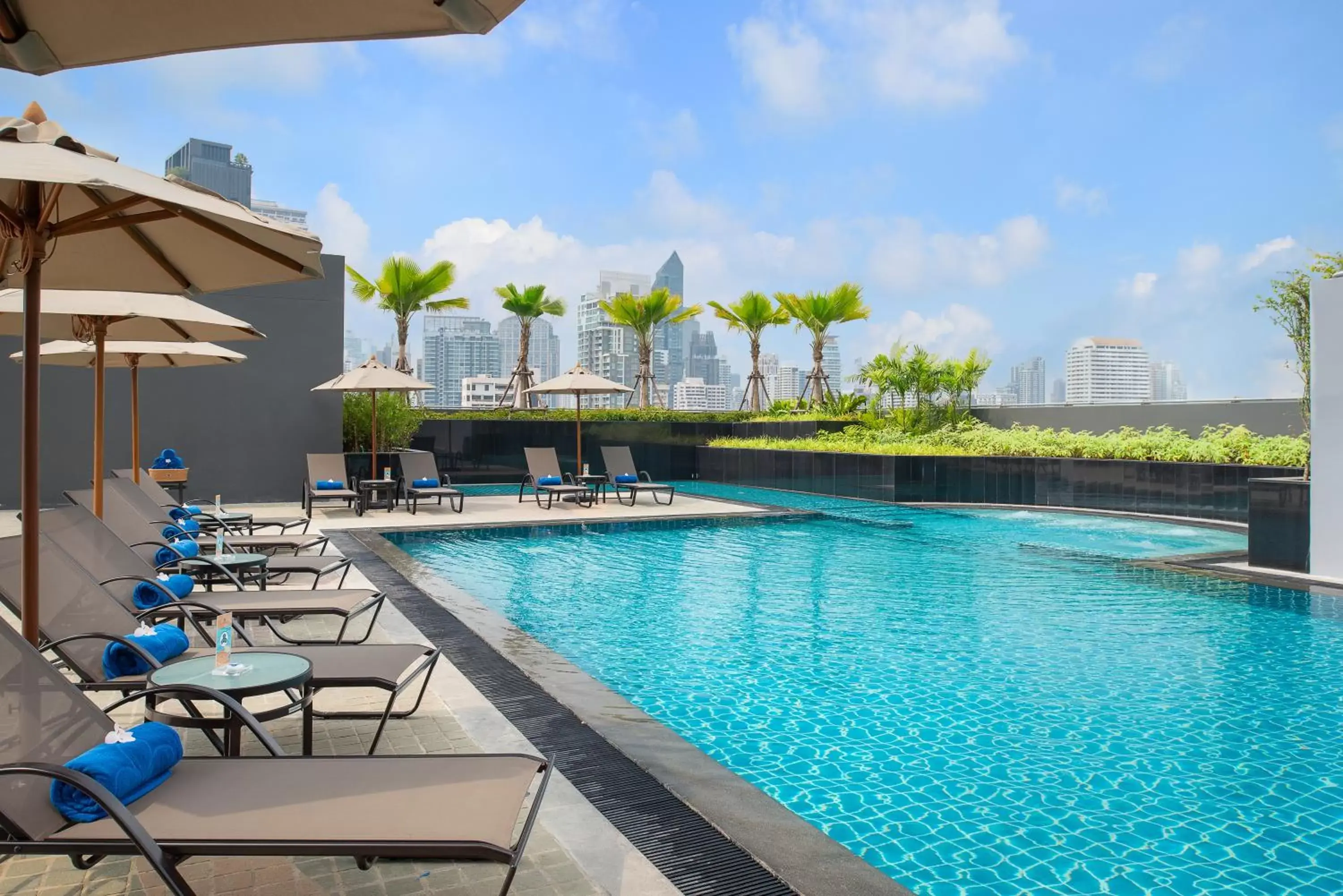 Fitness centre/facilities, Swimming Pool in Hotel Nikko Bangkok - SHA Extra Plus Certified