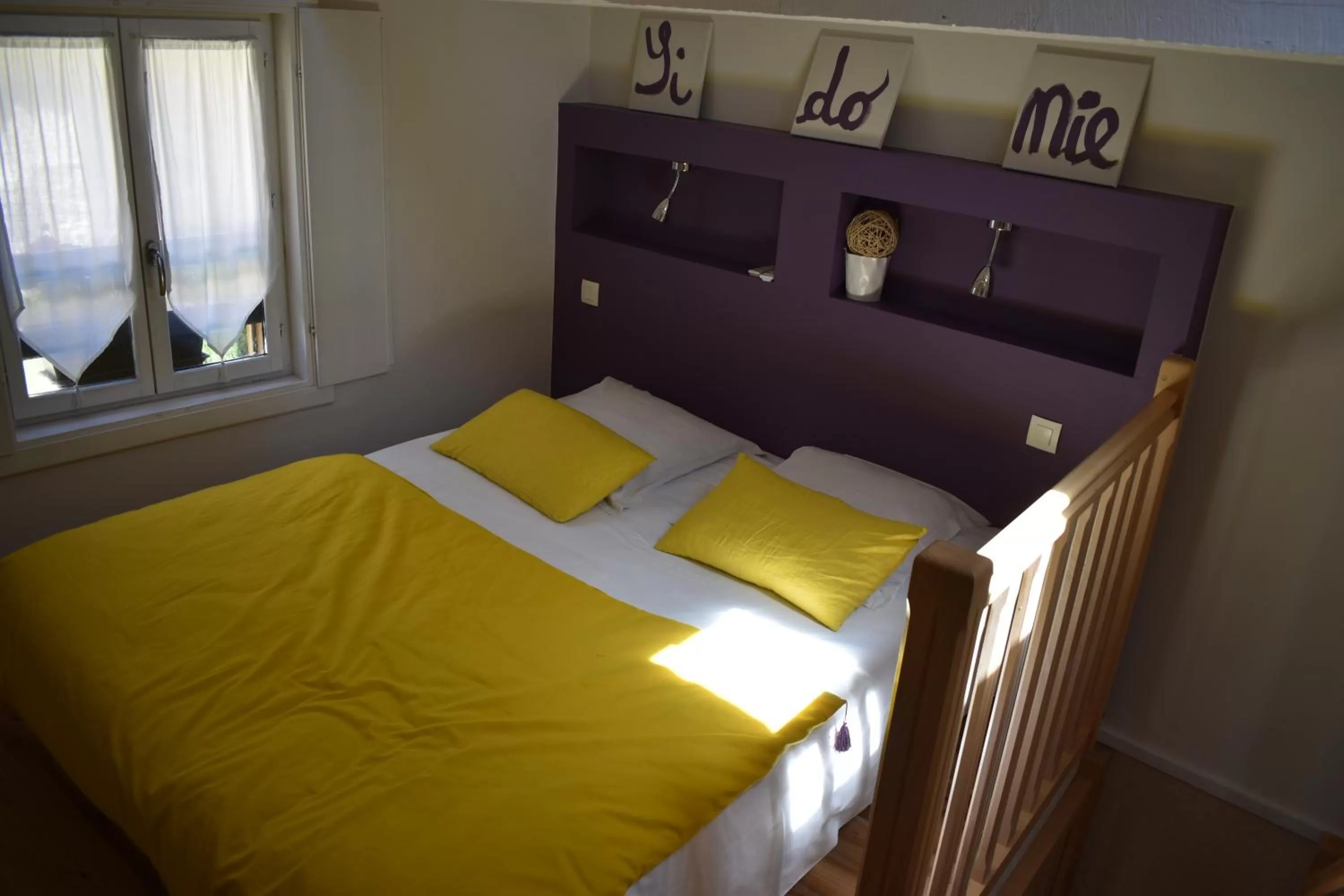 Bed in Madeleine et Cie