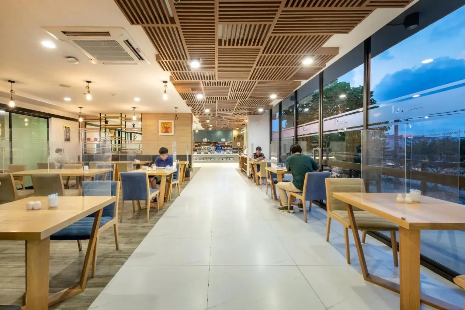 Restaurant/Places to Eat in D Varee Diva Central Rayong Restaurant/Places to Eat in D Varee Diva Central Rayong