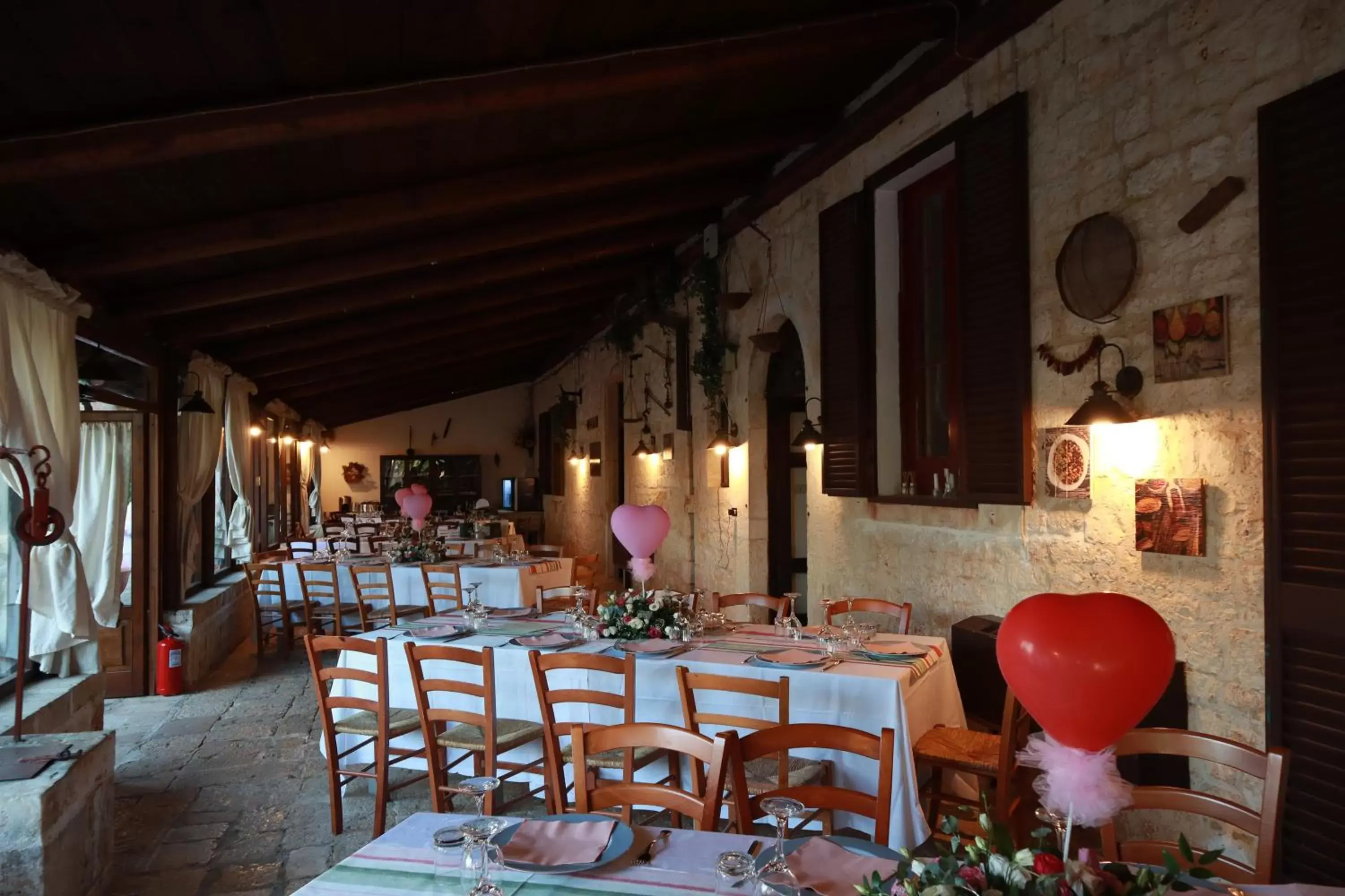 Restaurant/Places to Eat in Agriturismo Masseria Alberotanza