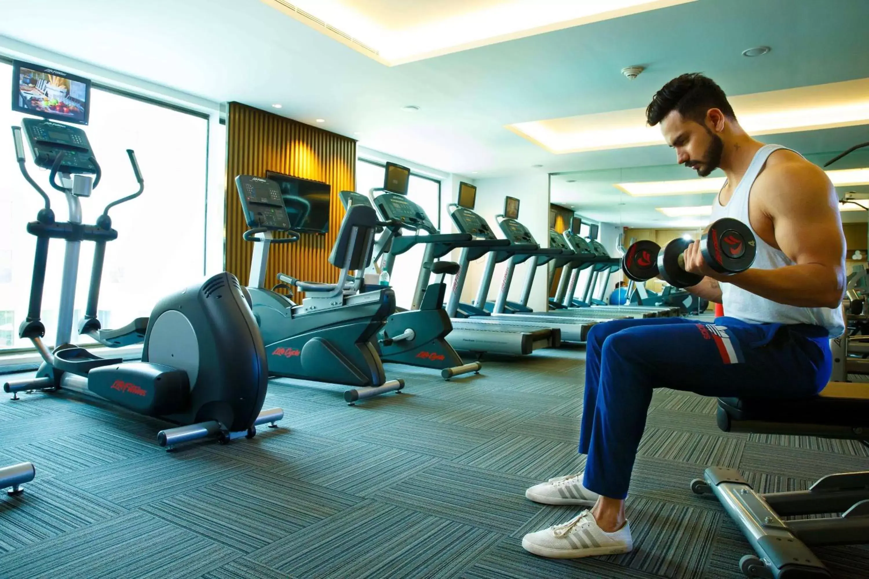 Fitness centre/facilities, Fitness Center/Facilities in Courtyard by Marriott Agra