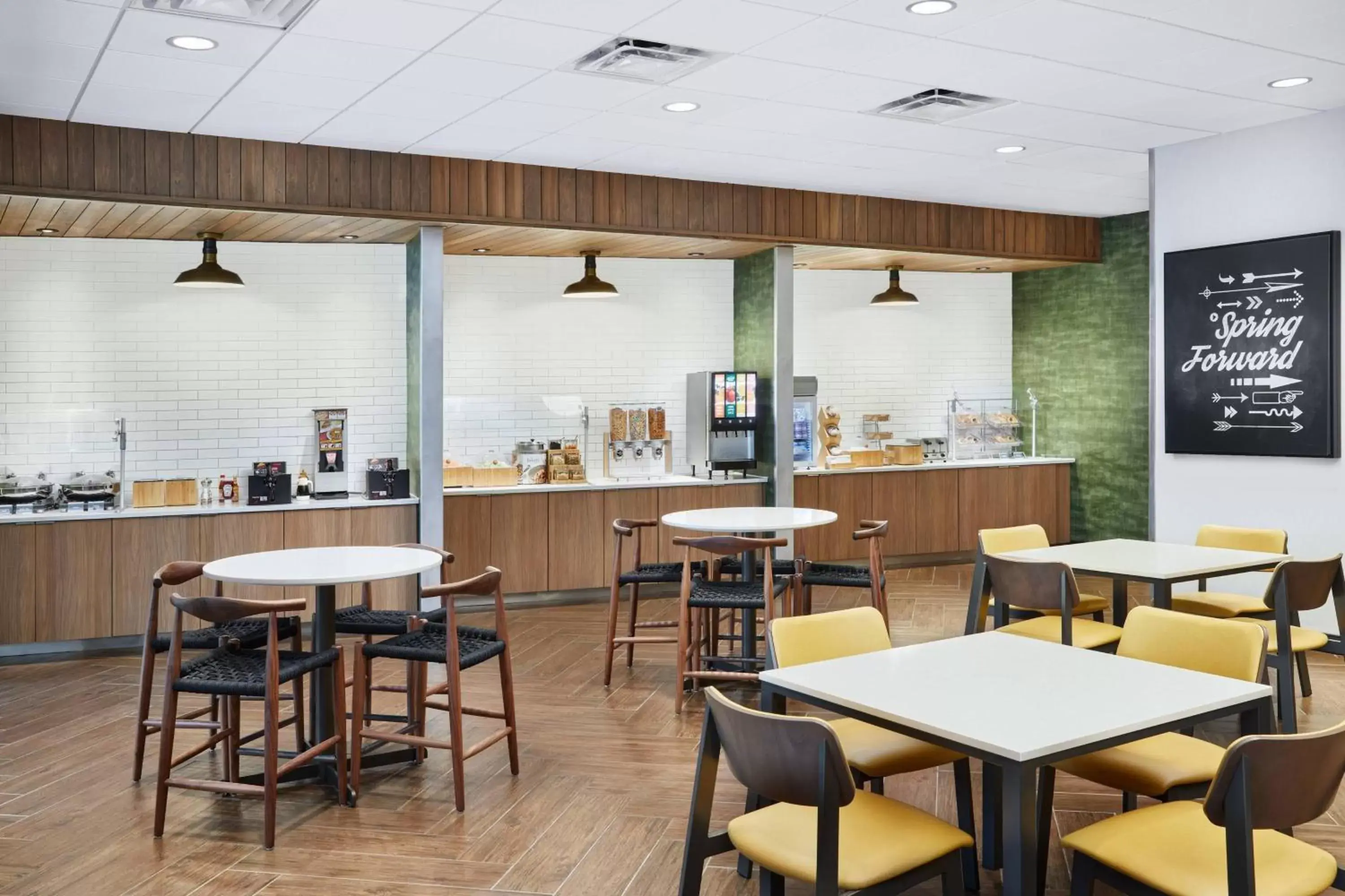 Breakfast, Restaurant/Places to Eat in Fairfield Inn & Suites by Marriott Raleigh Wake Forest