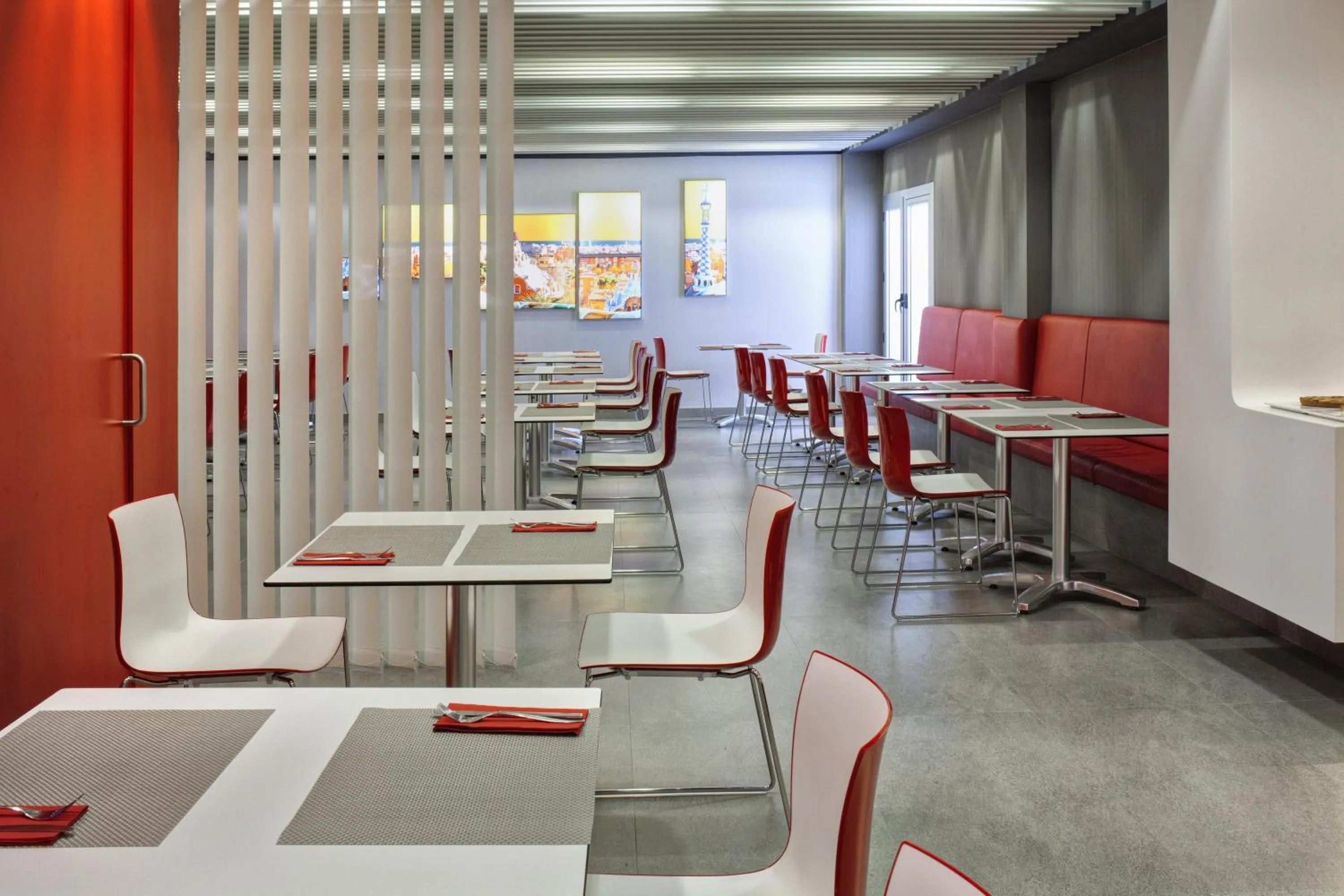 Restaurant/places to eat in Hotel Turin Barcelona