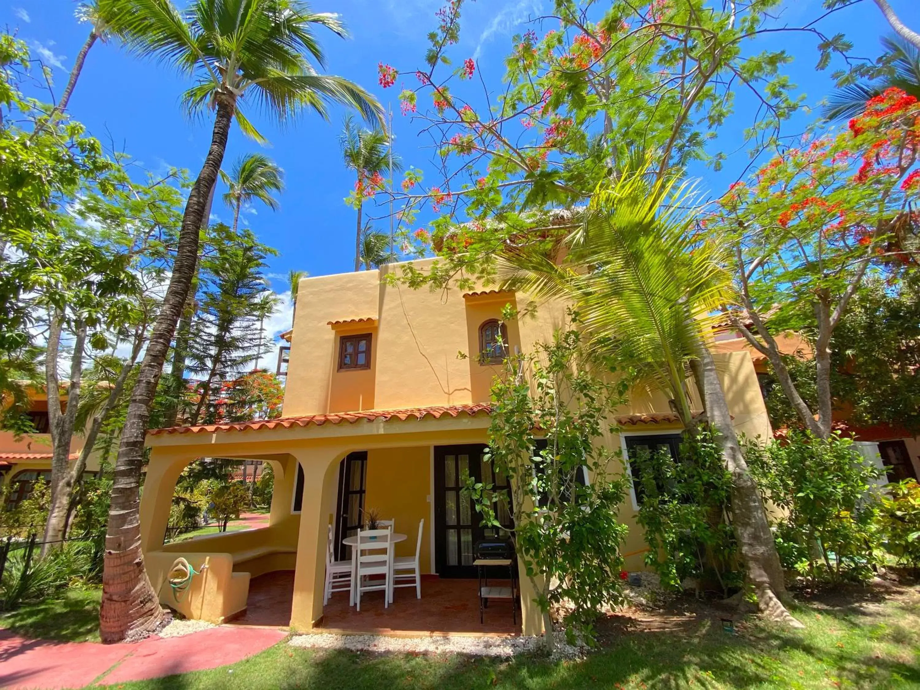 Property Building in TROPICAL VILLAGE playa LOS CORALES