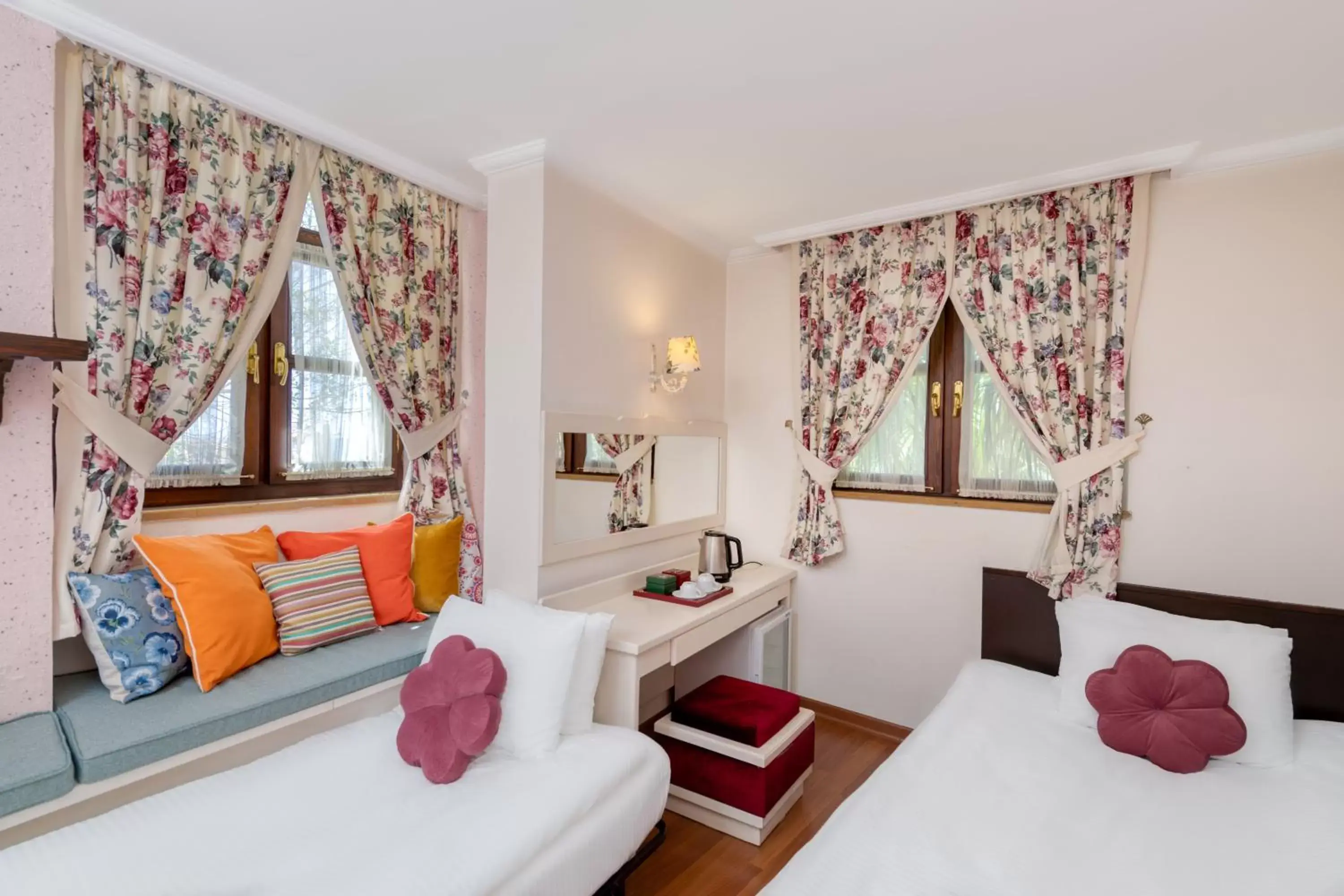 Photo of the whole room, Bed in Adalya Port Hotel Photo of the whole room, Bed in Adalya Port Hotel