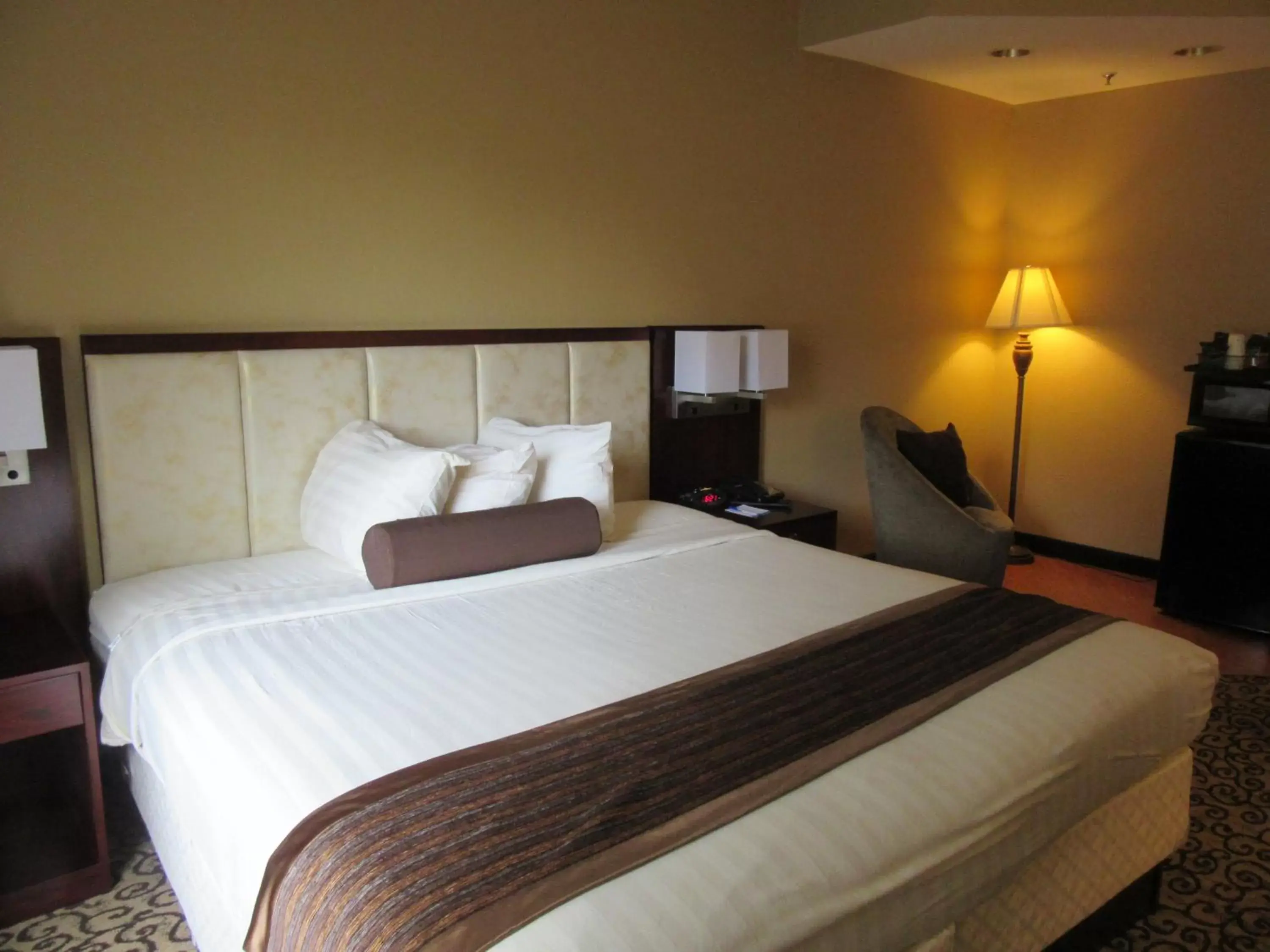 Bed in Baymont by Wyndham Columbia Fort Jackson Bed in Baymont by Wyndham Columbia Fort Jackson