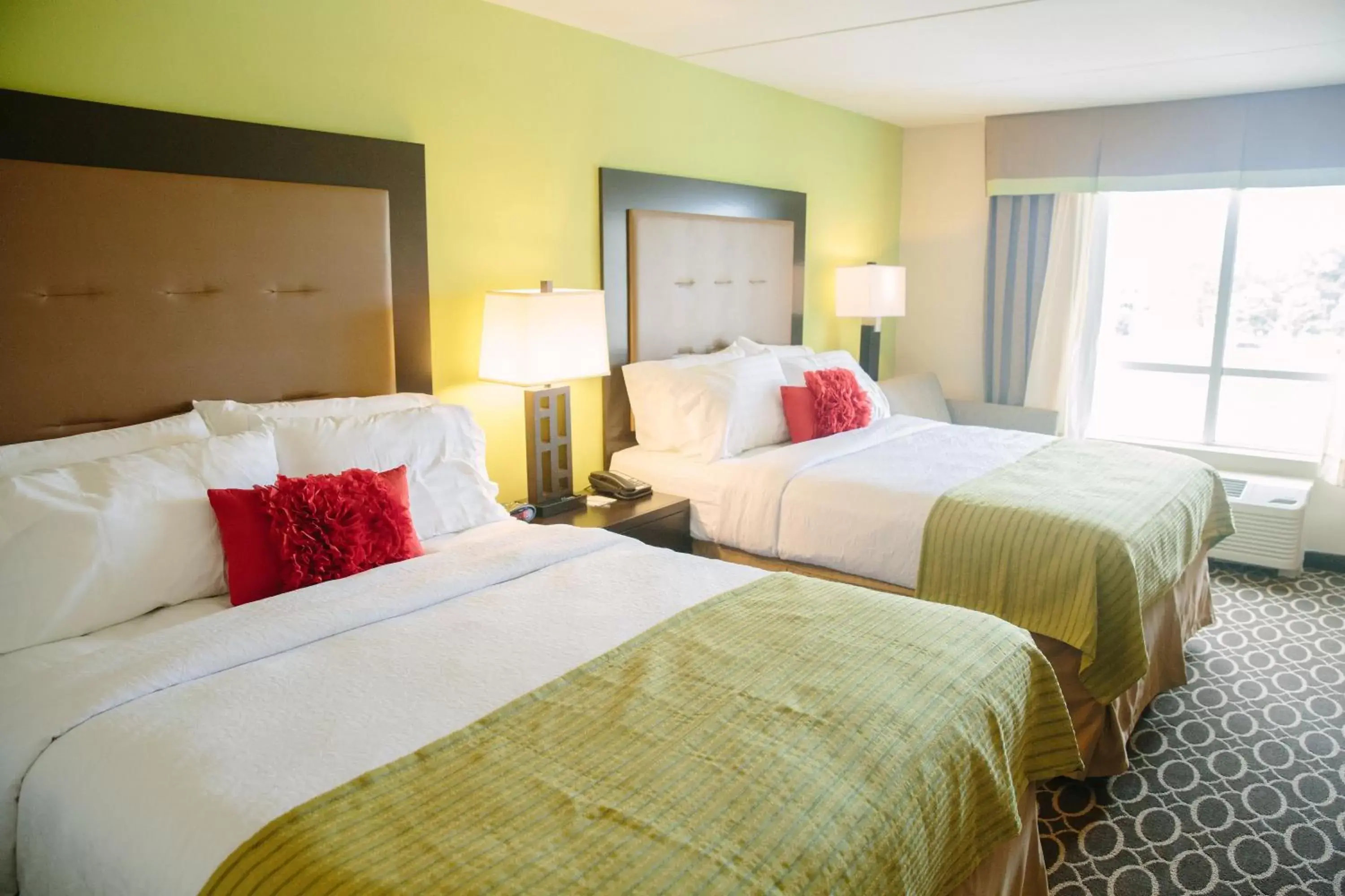 Photo of the whole room, Bed in Holiday Inn Murfreesboro/Nashville, an IHG Hotel