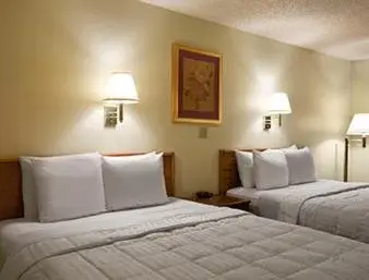 Bed in Days Inn by Wyndham Alamosa