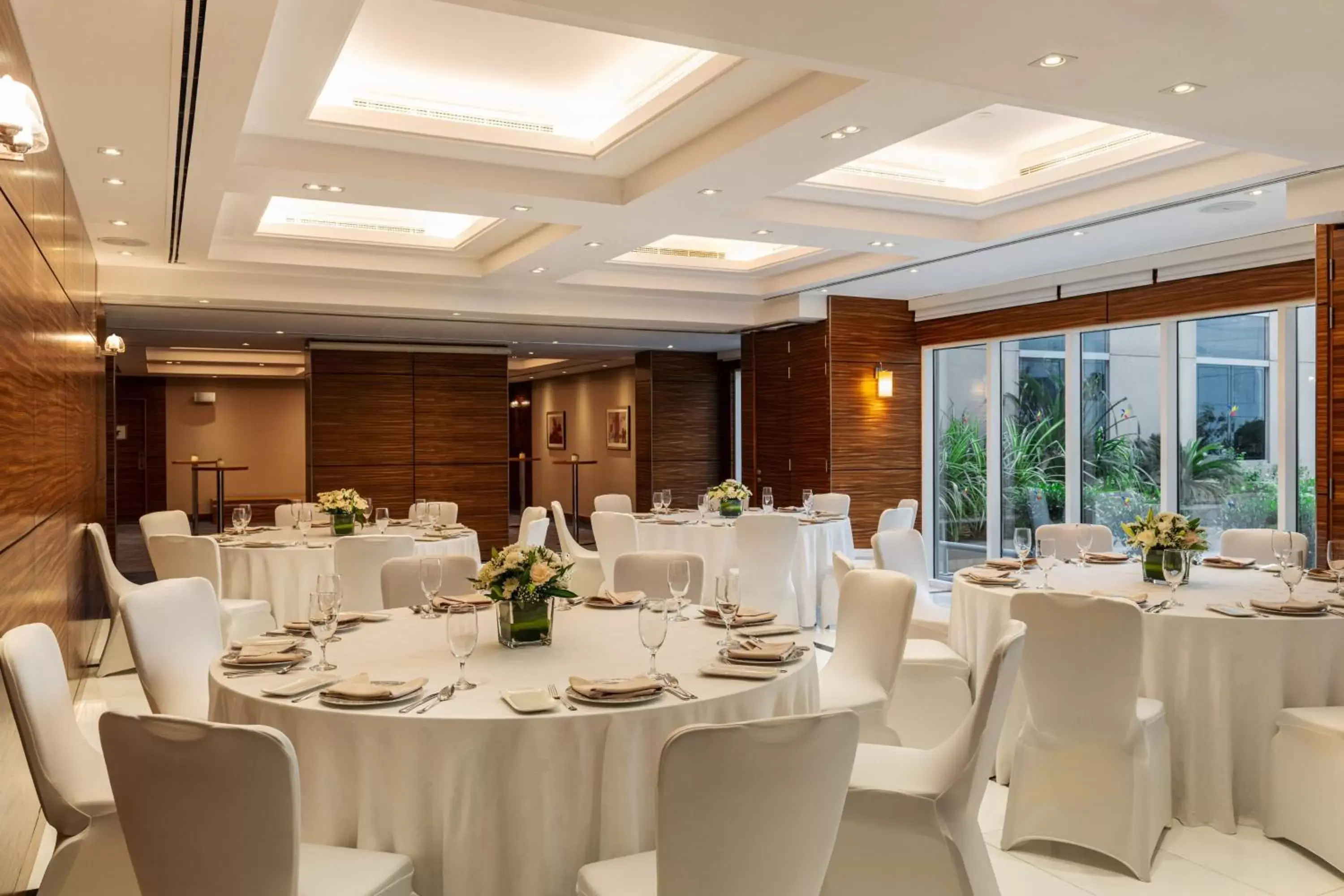 Meeting/conference room, Banquet Facilities in Four Points by Sheraton Bur Dubai
