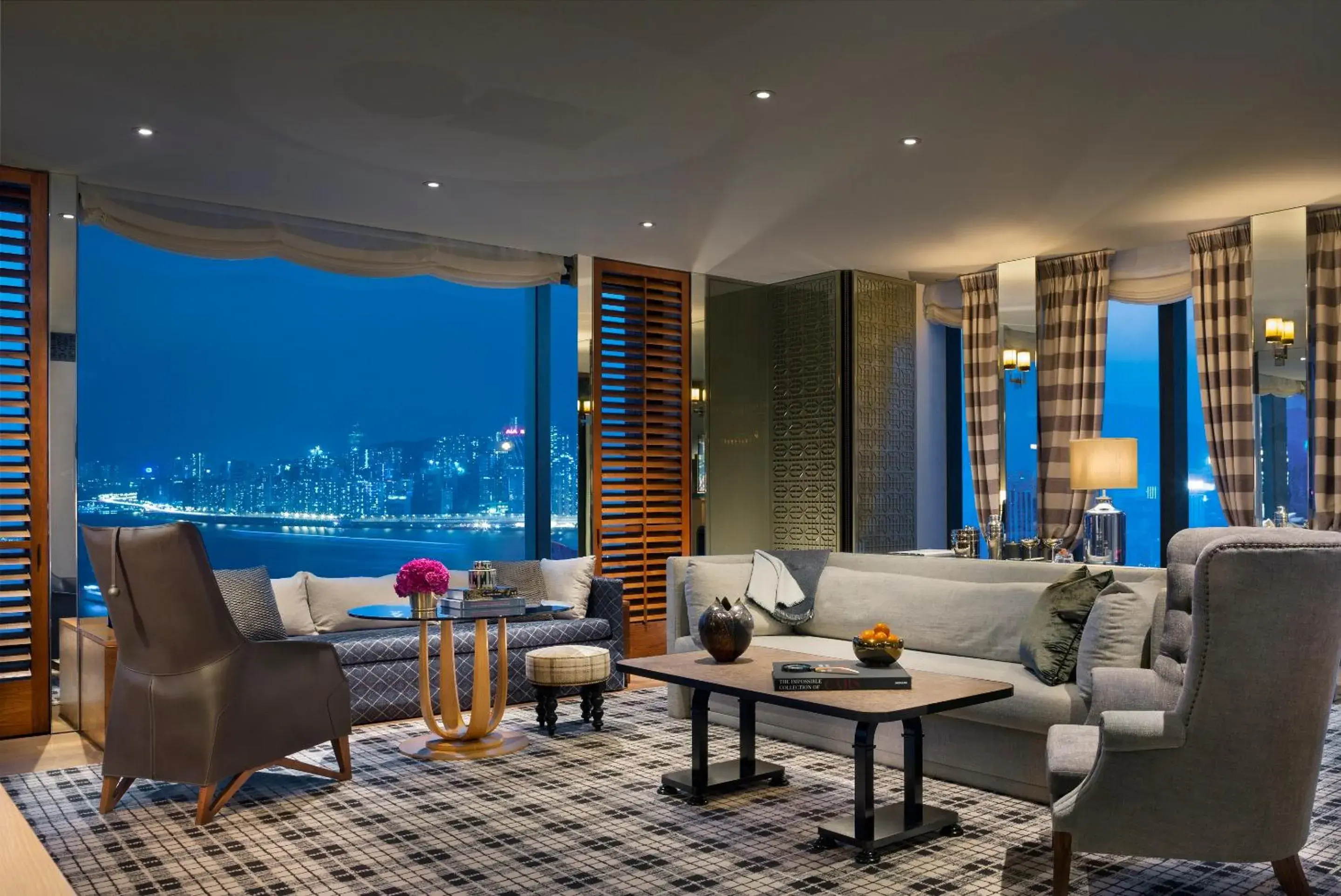 Living room, Seating Area in Rosewood Hong Kong