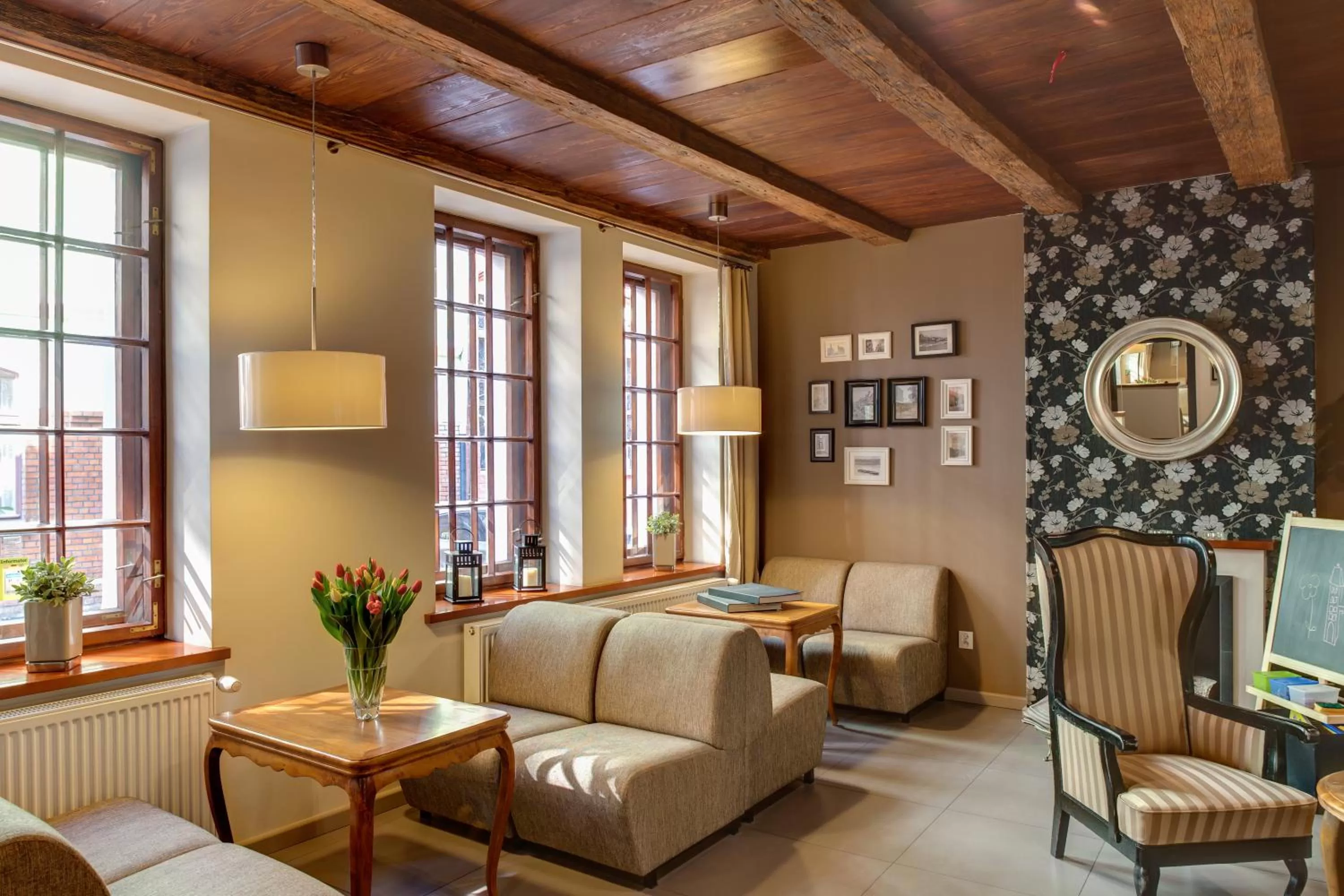 Lobby or reception in Hotel Czarna Róża