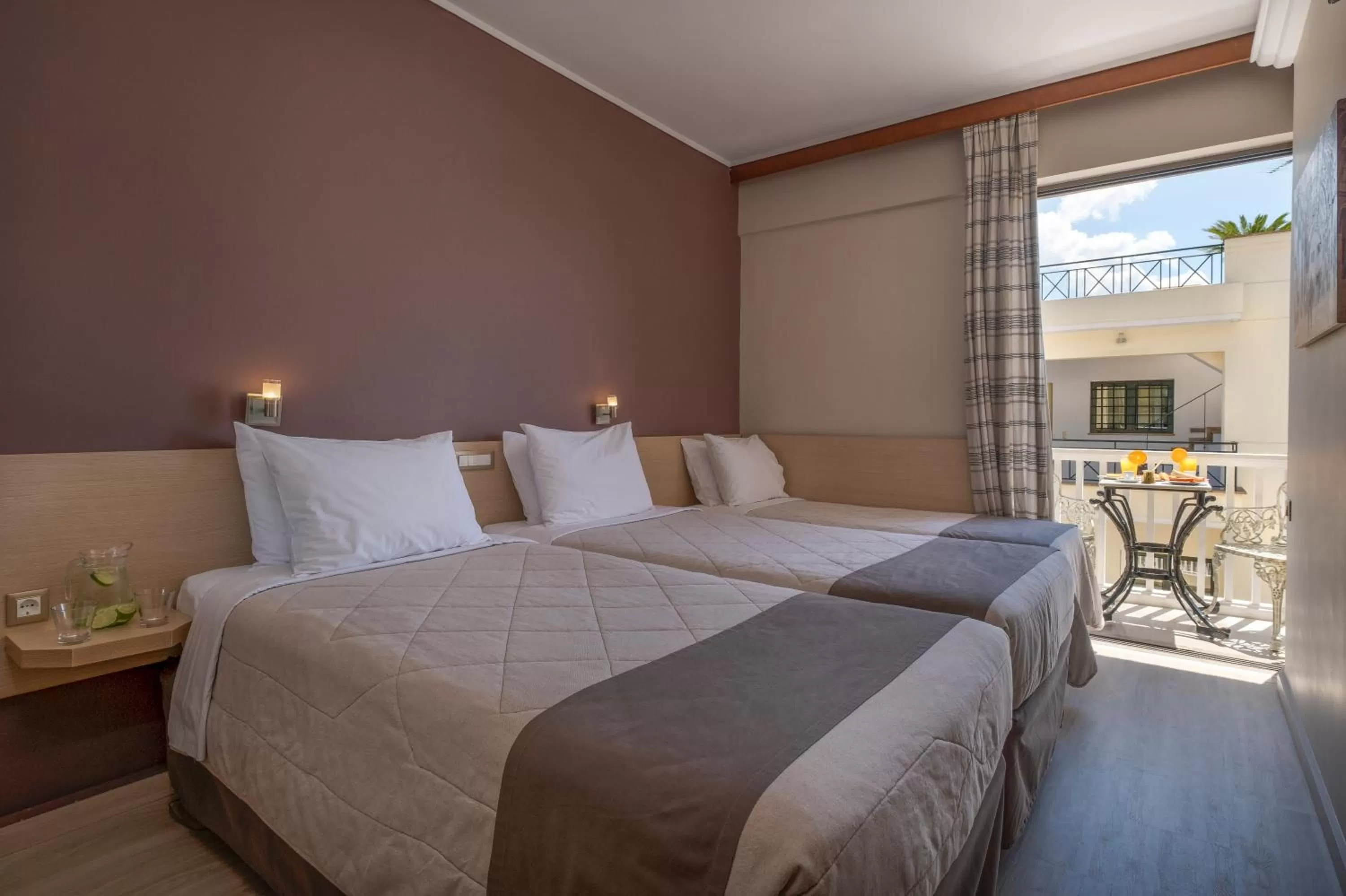 Bedroom, Bed in Acropolis View Hotel