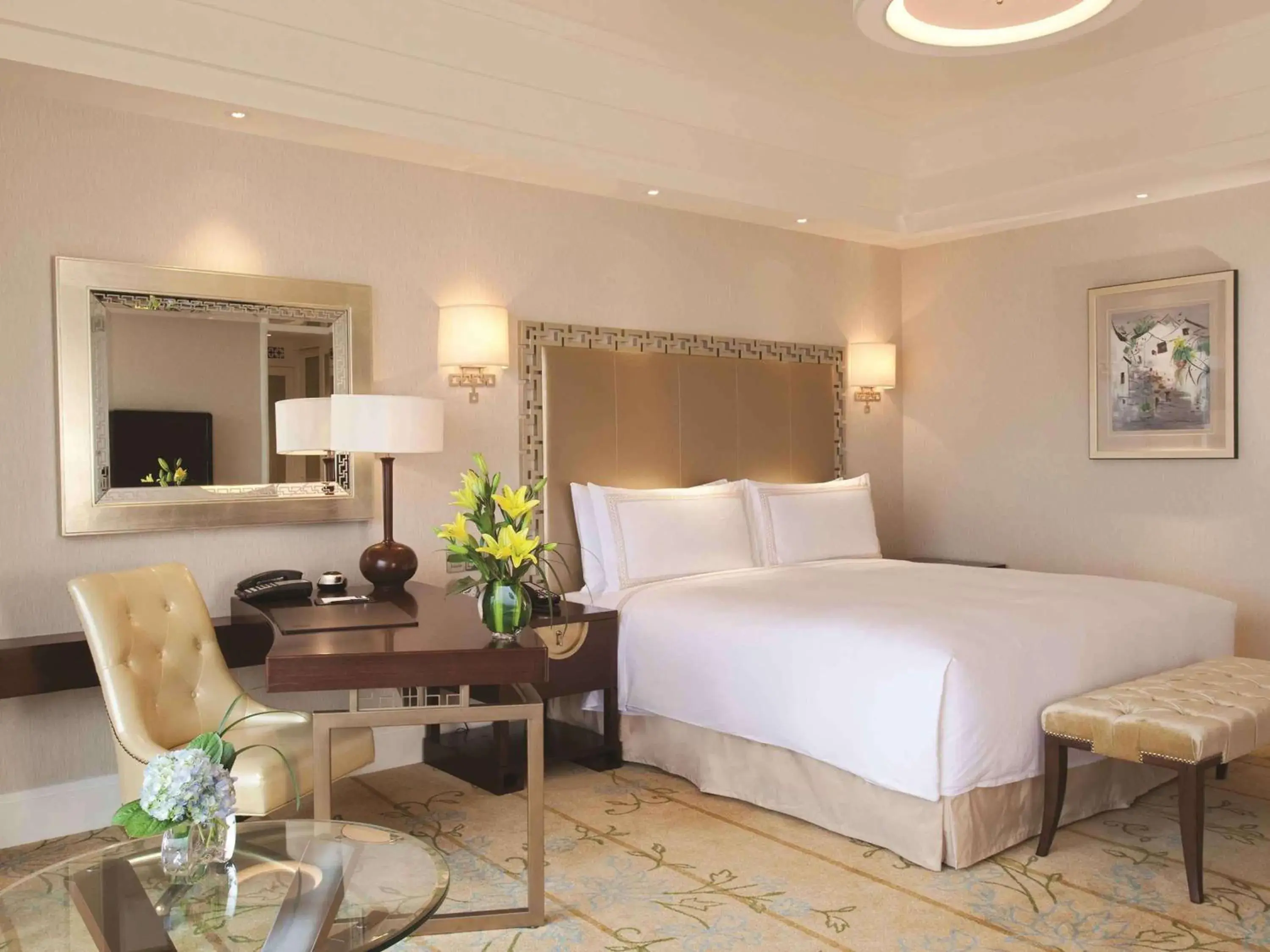 Photo of the whole room in Fairmont Yangcheng Lake Kunshan