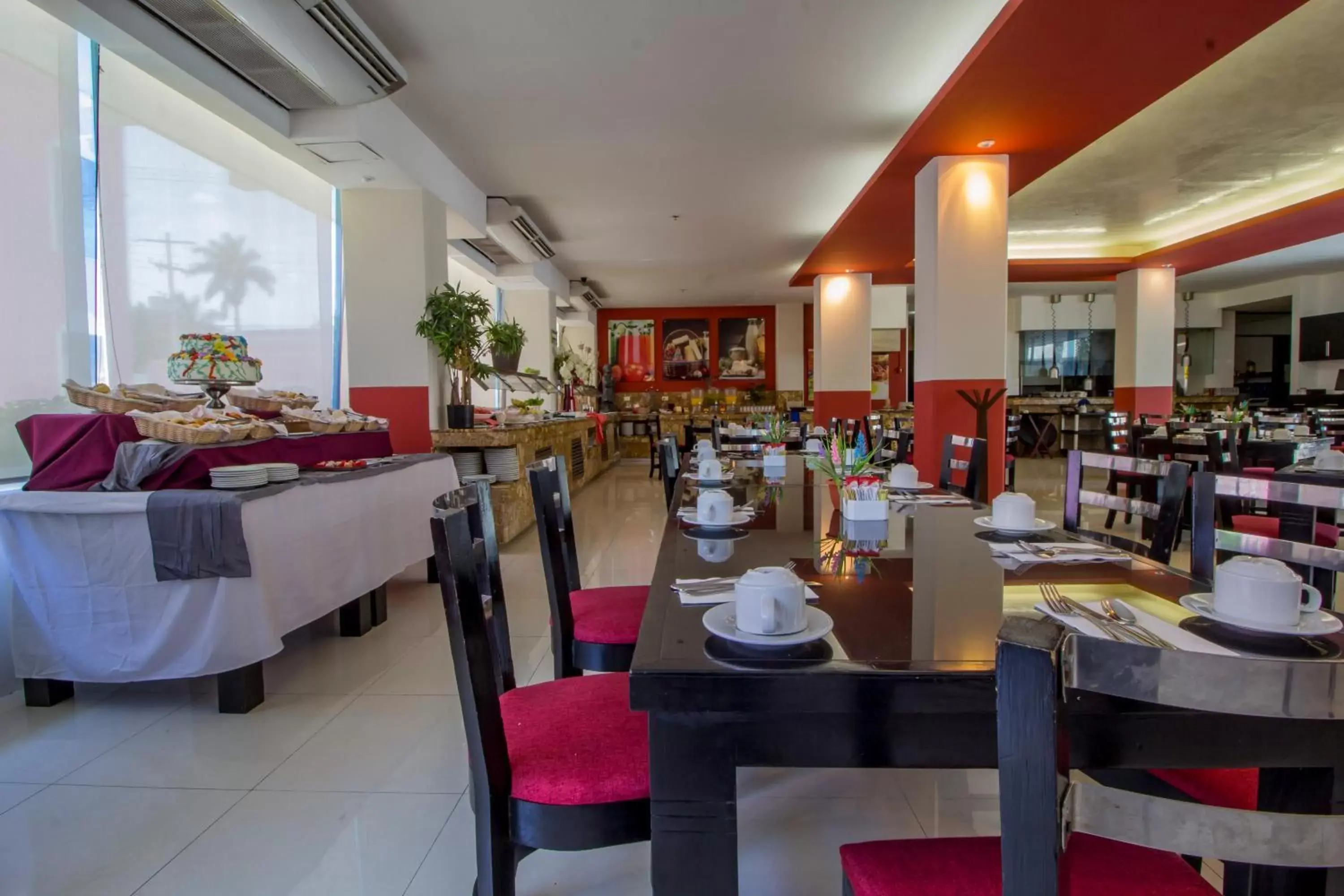 Restaurant/Places to Eat in Hotel El Español Paseo de Montejo