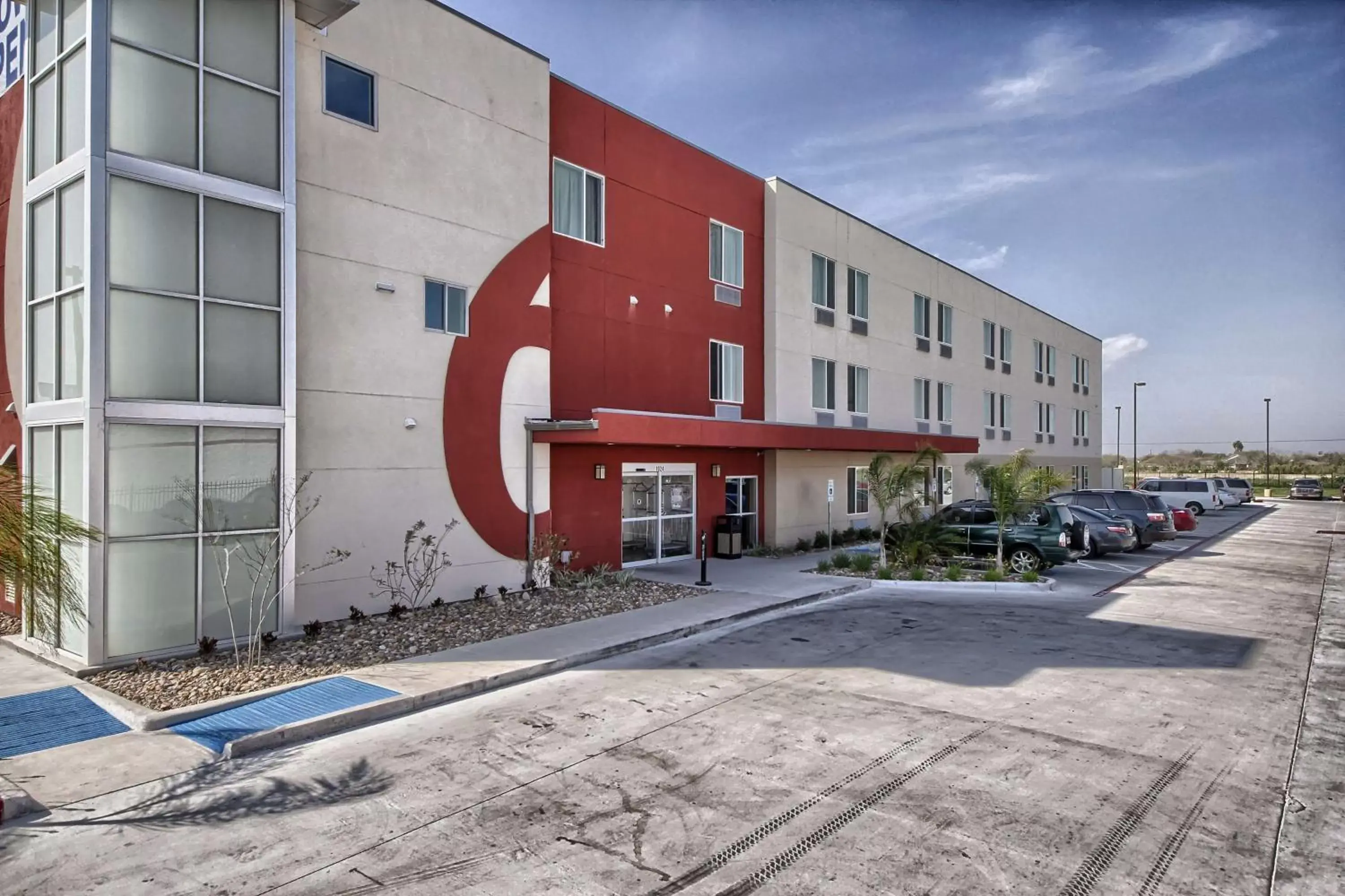 Property Building in Motel 6-Weslaco, TX