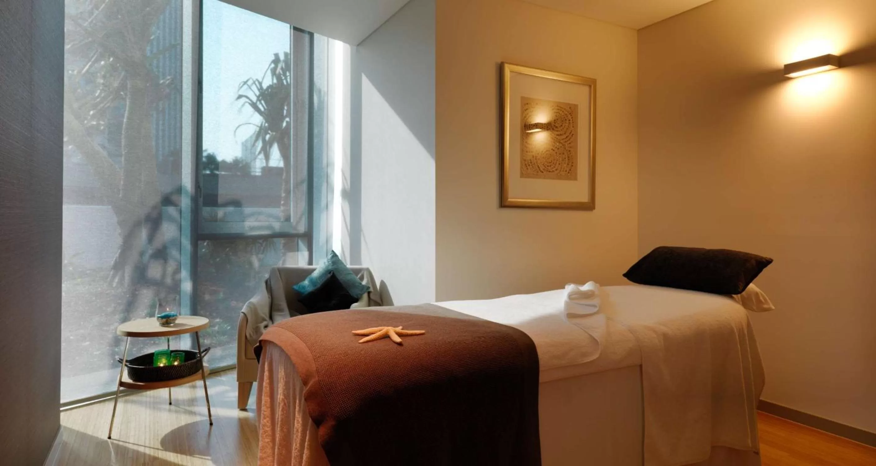 Spa and wellness centre/facilities, Bed in Hilton Surfers Paradise Hotel & Residences