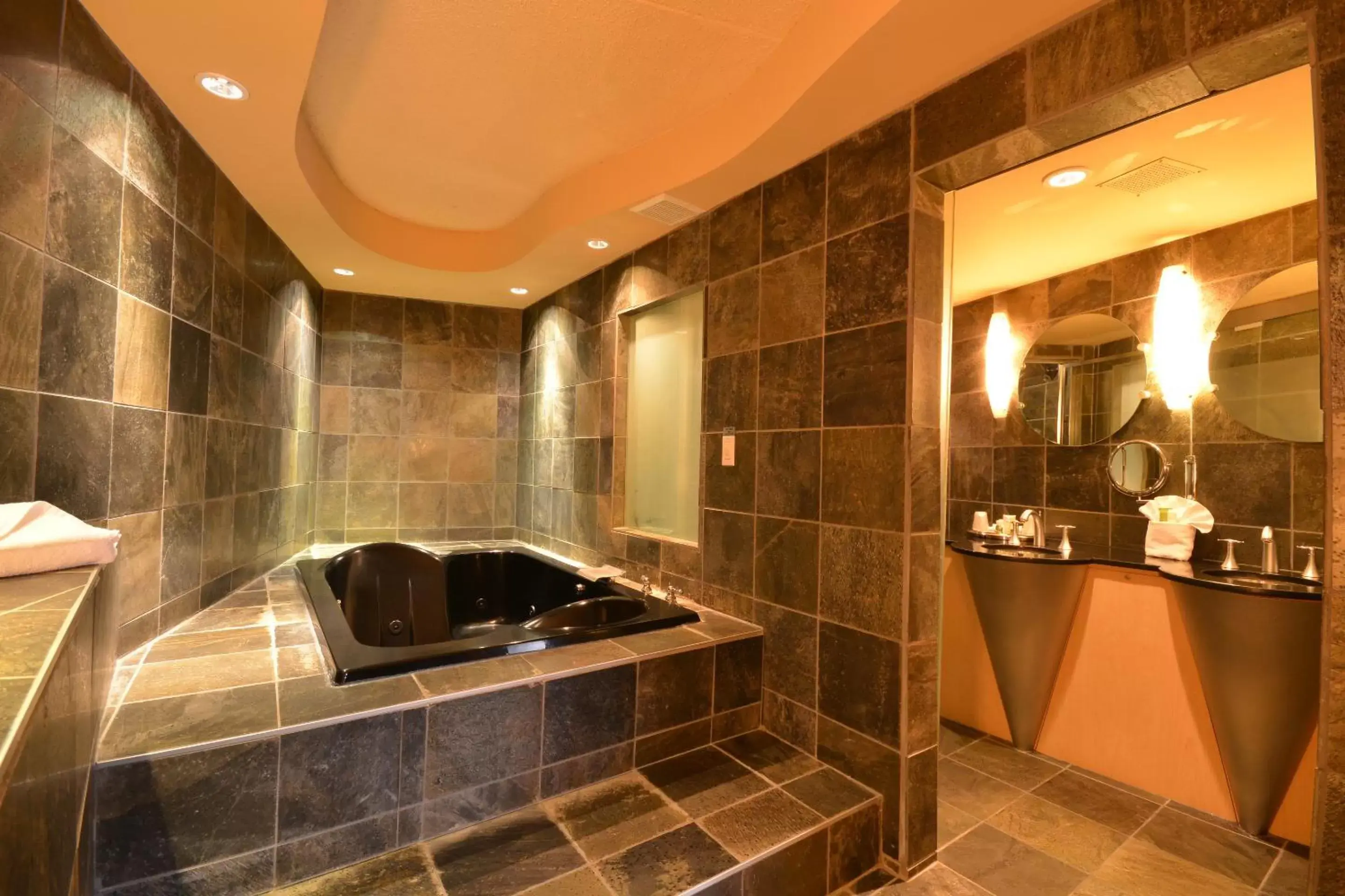Bathroom, Spa/Wellness in Radisson Hotel & Suites Red Deer