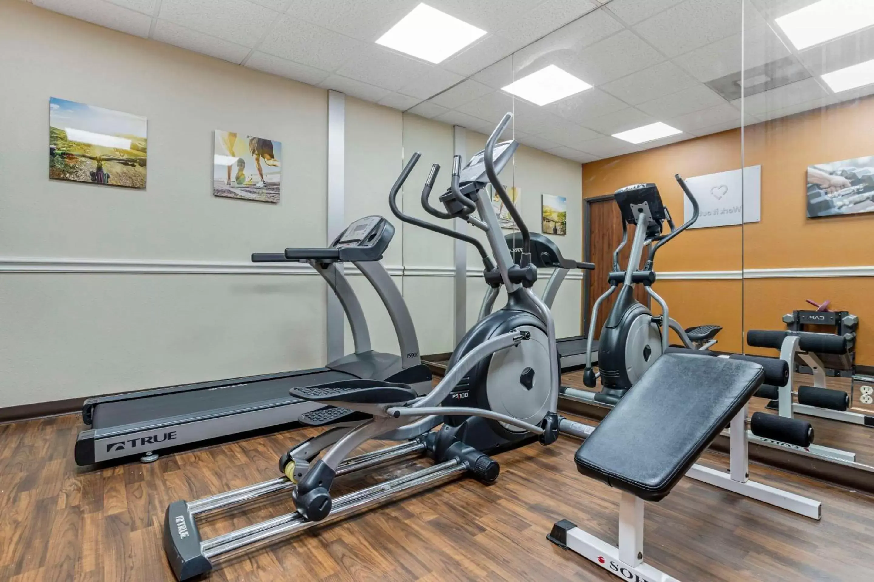 Fitness centre/facilities, Fitness Center/Facilities in Comfort Suites Houston NW - Vintage Park