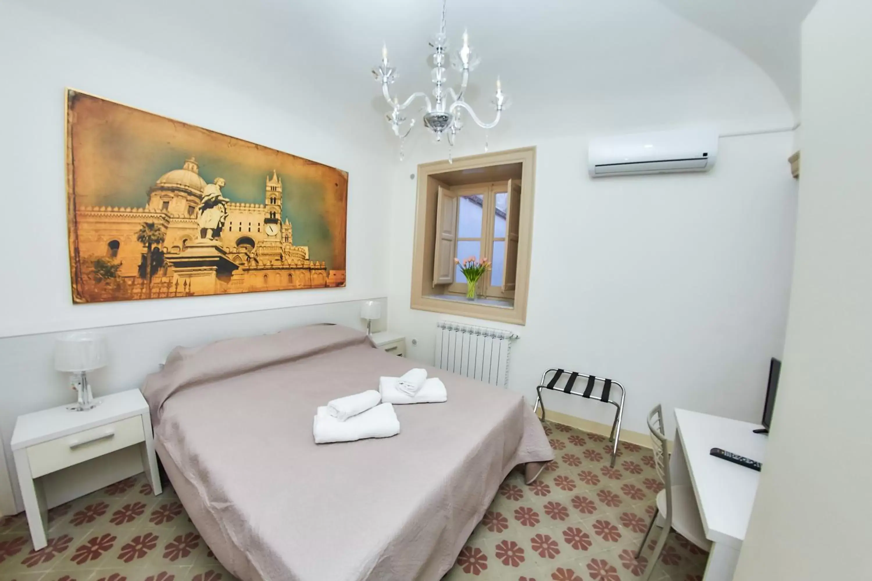 Bed in Palermo Blu - Monacò rooms