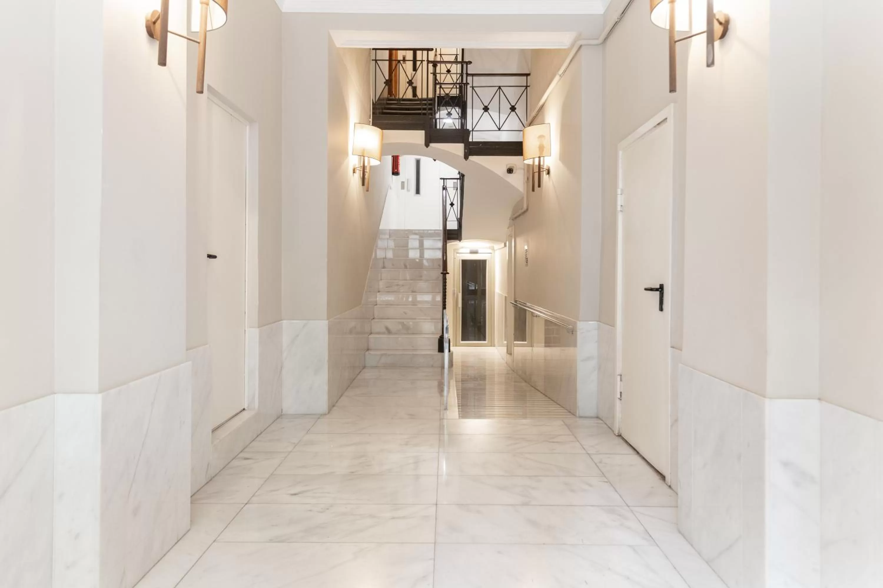 Property building in Atica Apartments - by Weflating