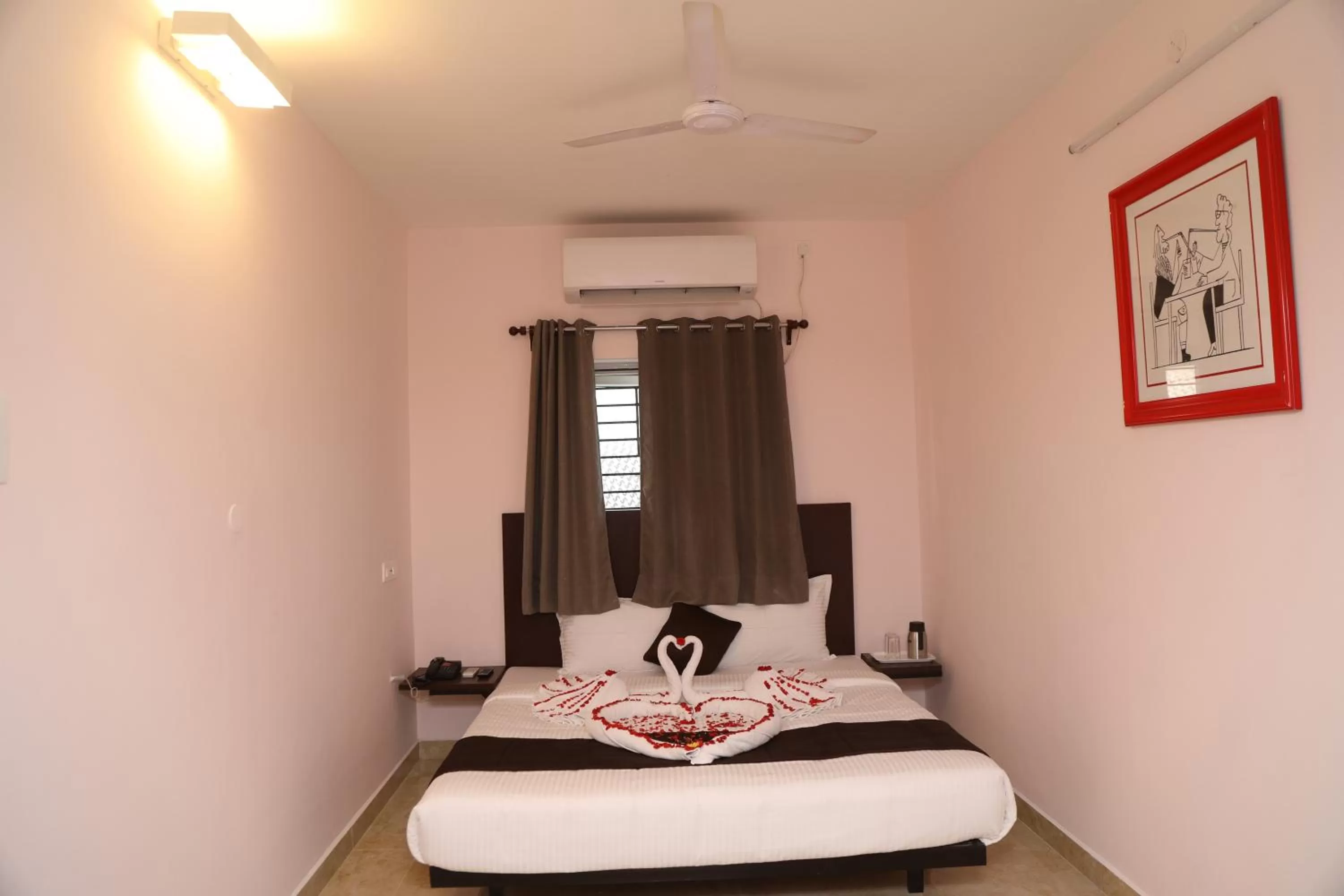 Bed in Hotel RK - Temple Stay