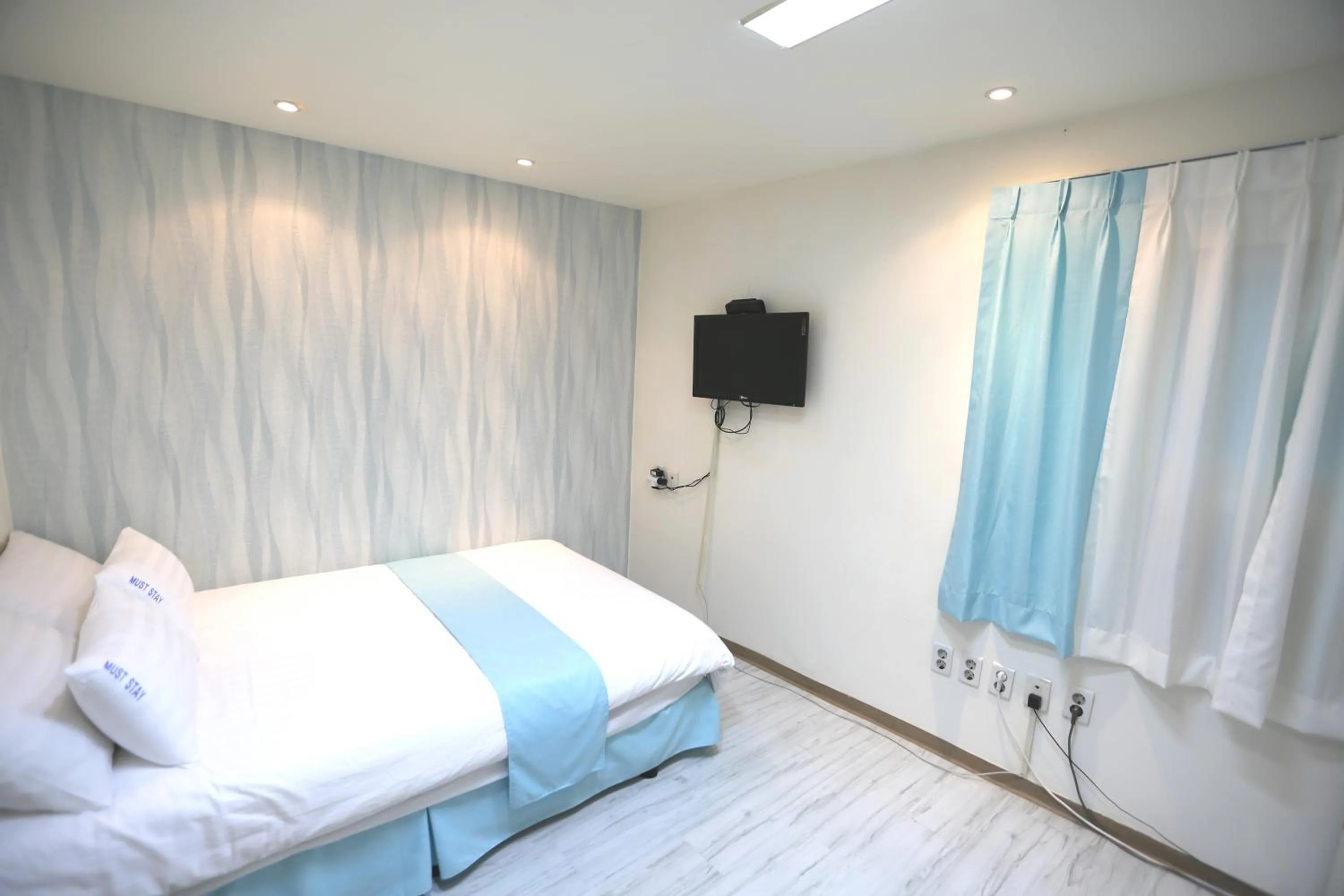 Must Stay Hotel Myeongdong
