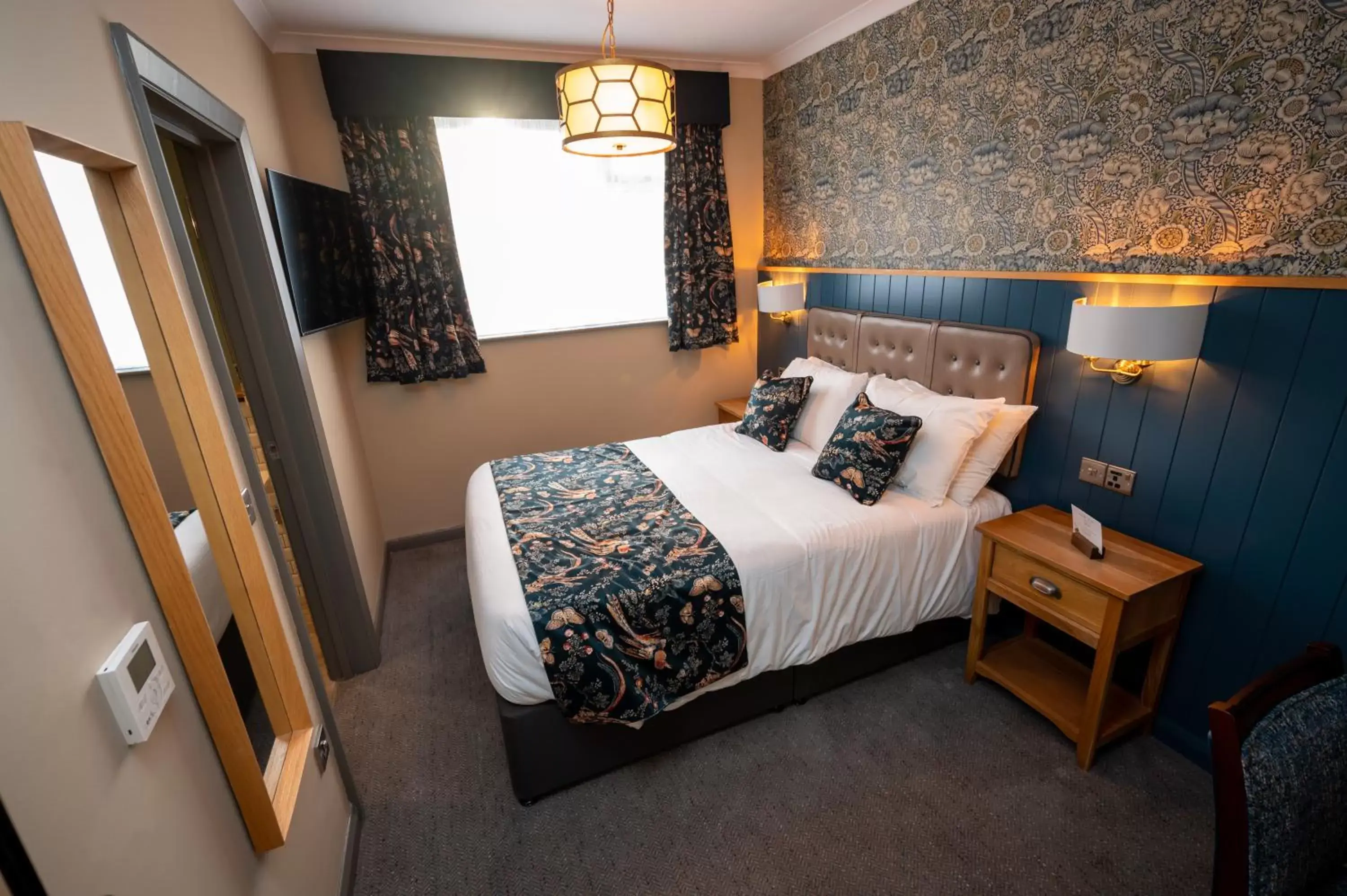 Double Room in Riverside Hotel by Chef & Brewer Collection