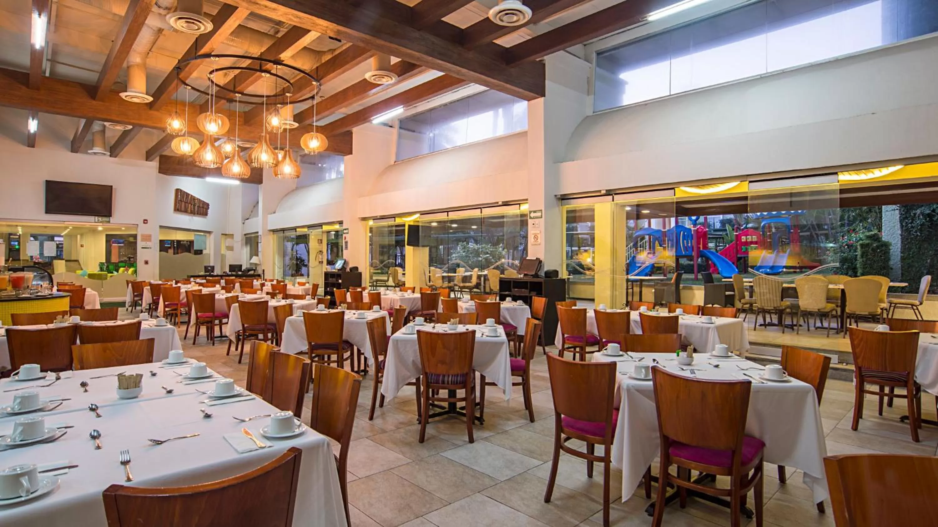 Restaurant/places to eat in Holiday Inn Tuxtla Gutierrez by IHG