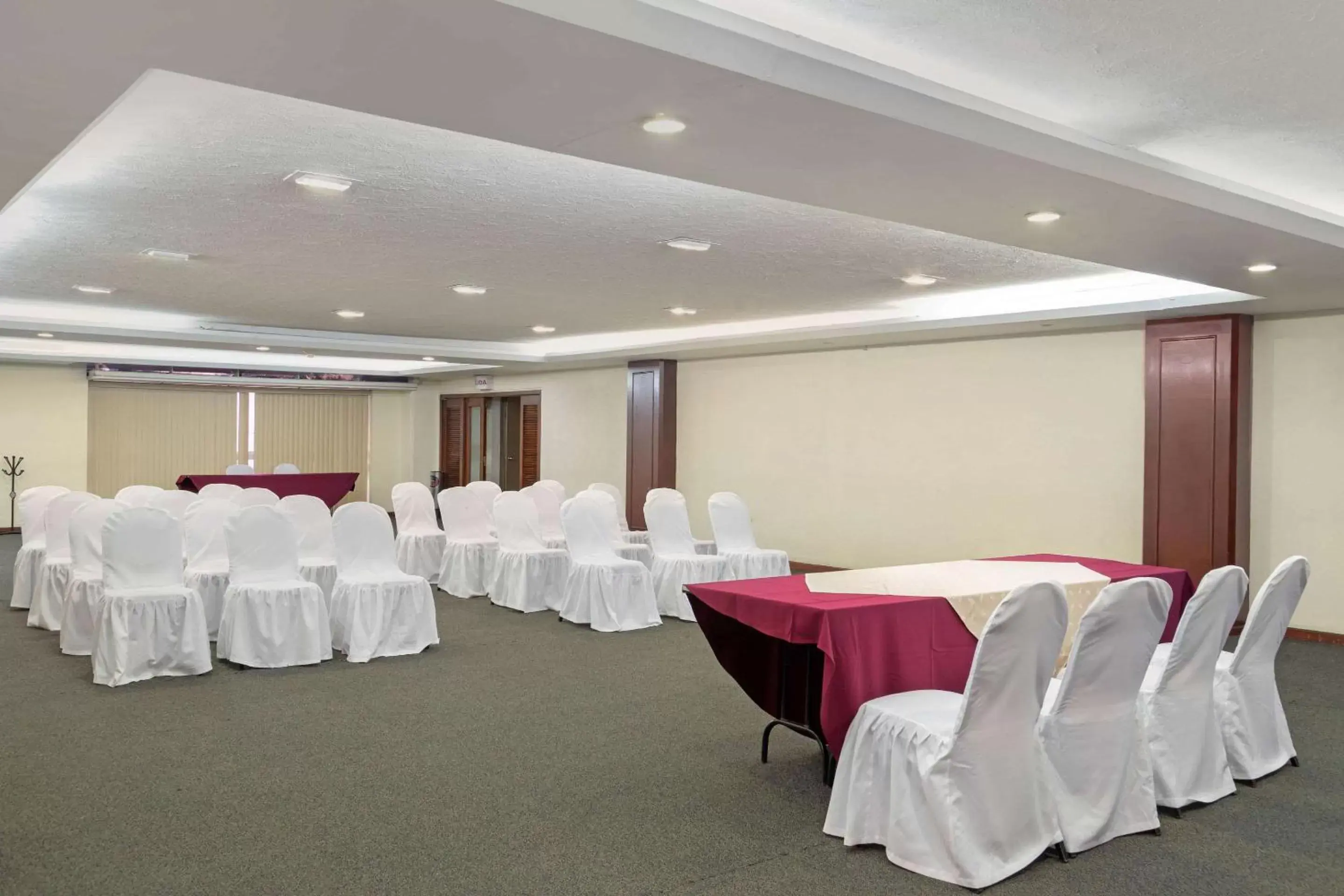 On site, Banquet Facilities in Hotel Quality Inn Aguascalientes