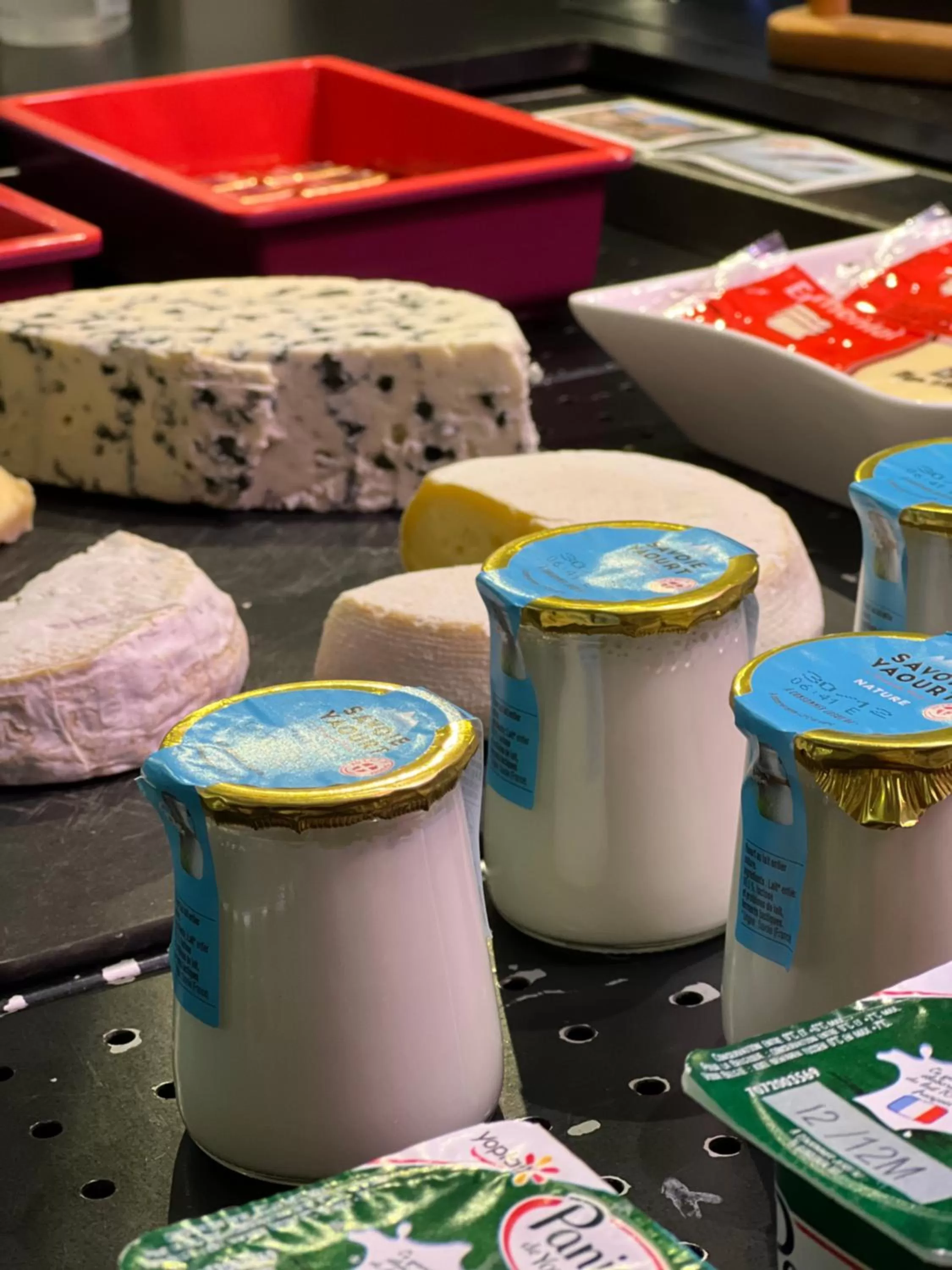 Breakfast in Hôtel restaurant Kyriad Fréjus