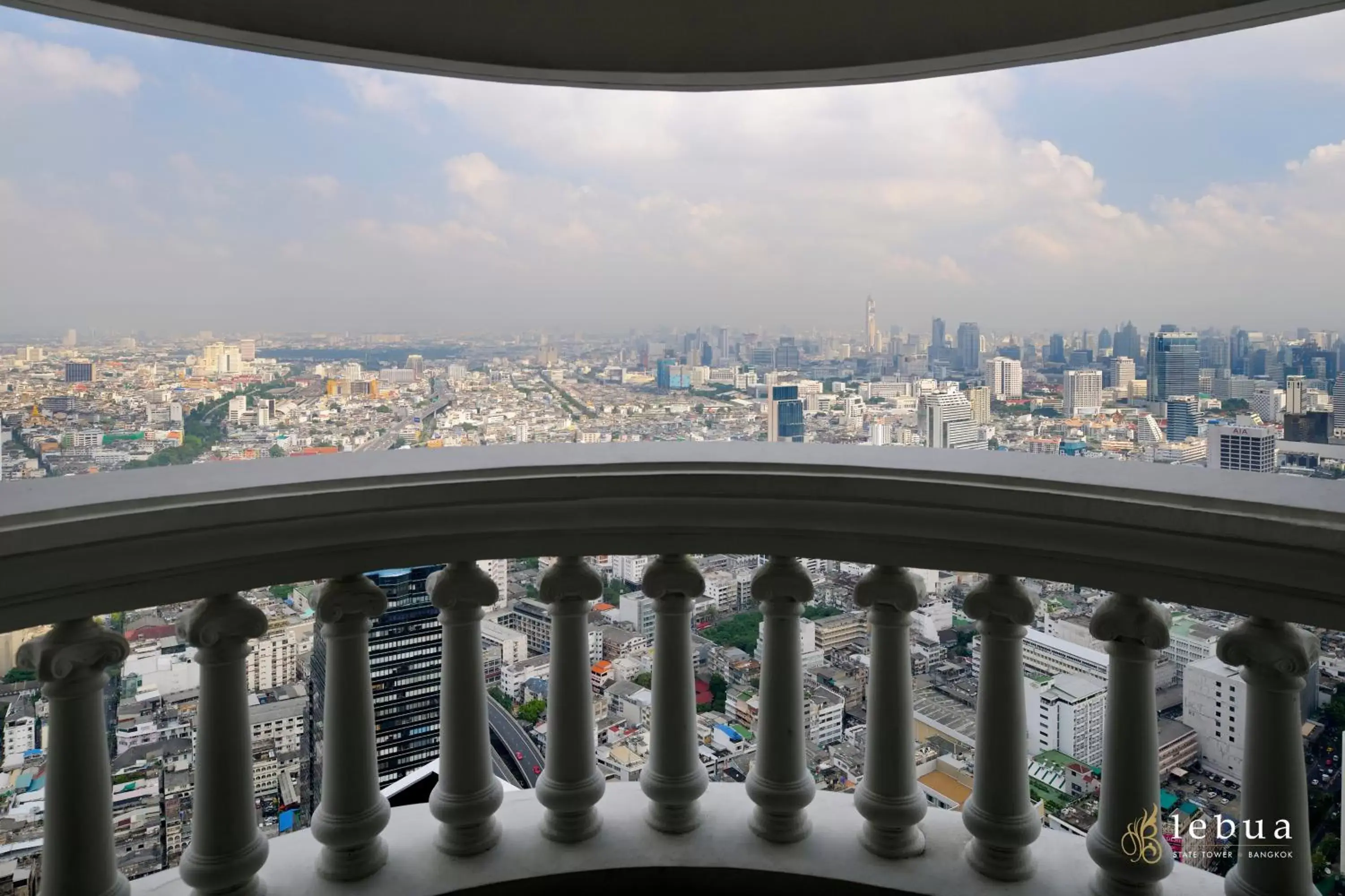 Balcony/Terrace in lebua at State Tower