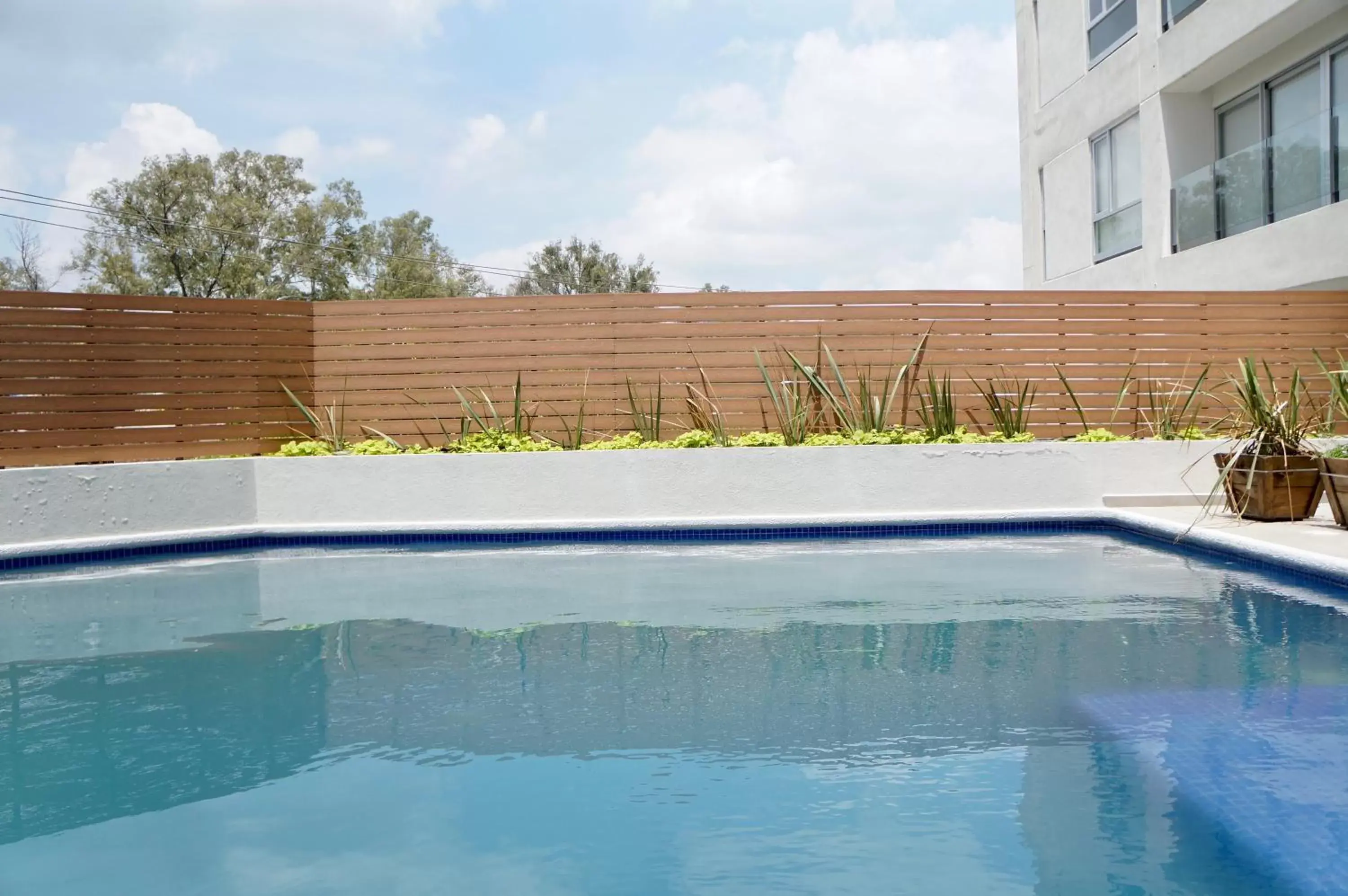 Swimming Pool in Metropolitan Suites