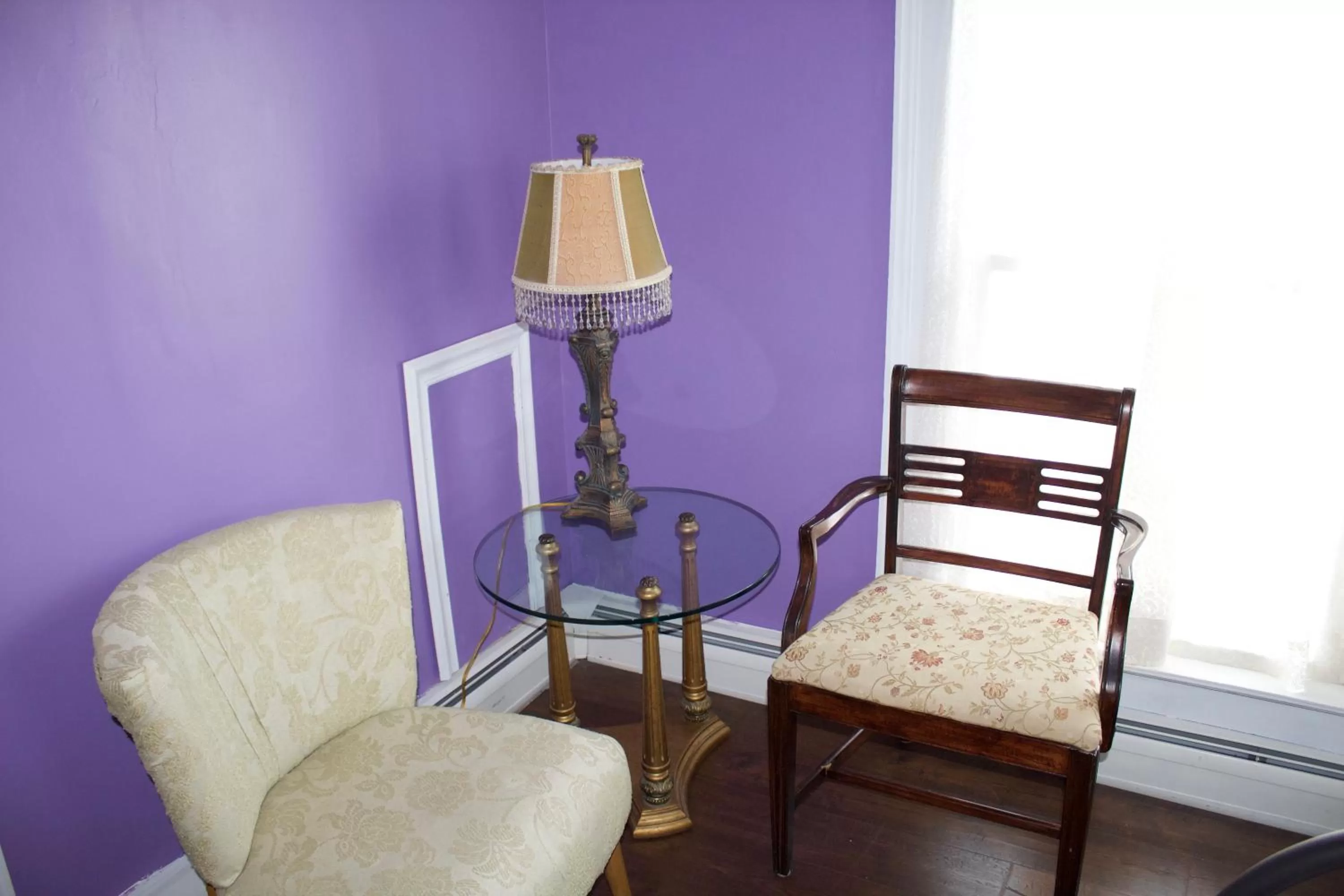 Seating area in The Gridley Inn B&B