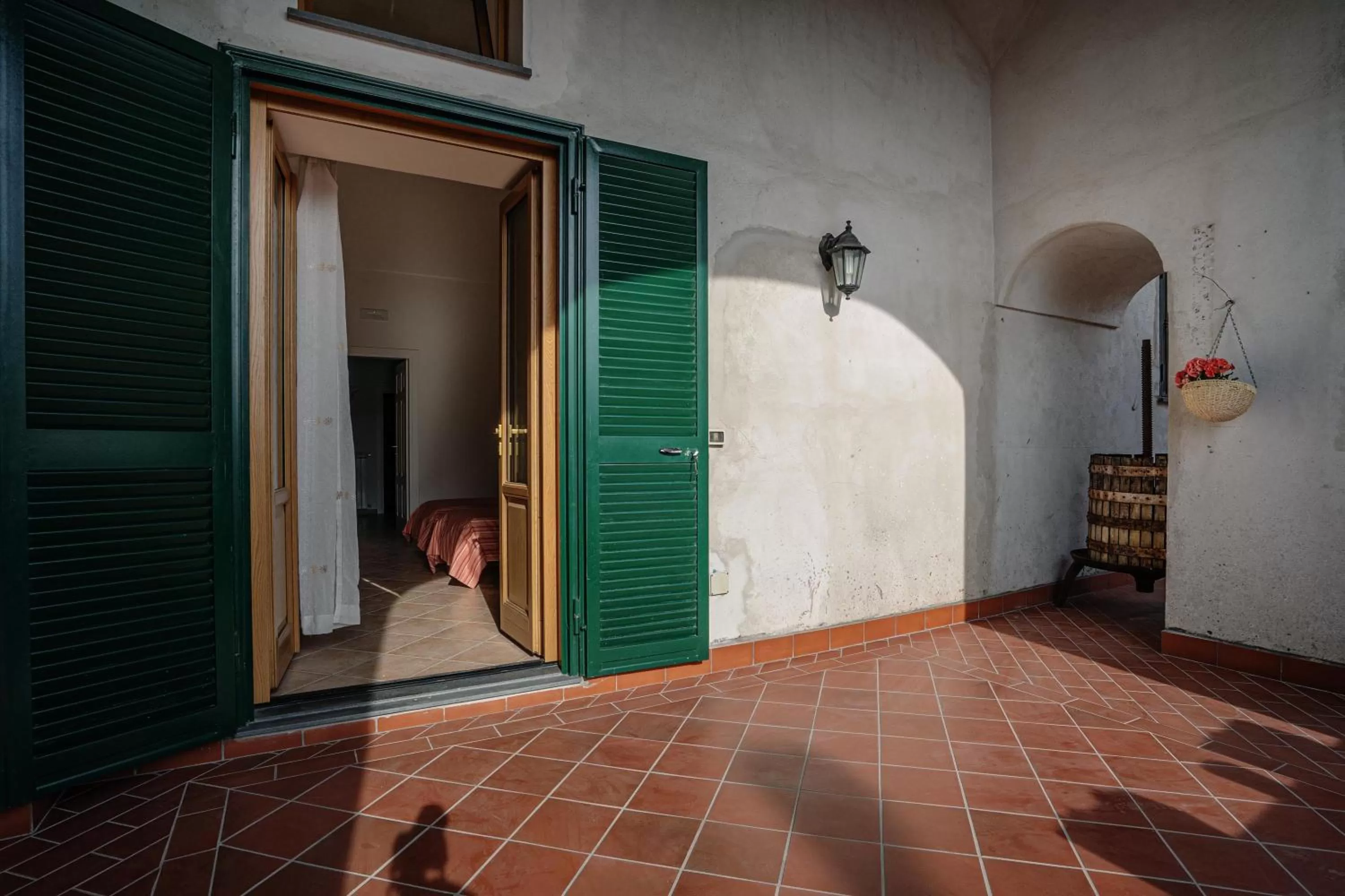 Facade/entrance in The View House