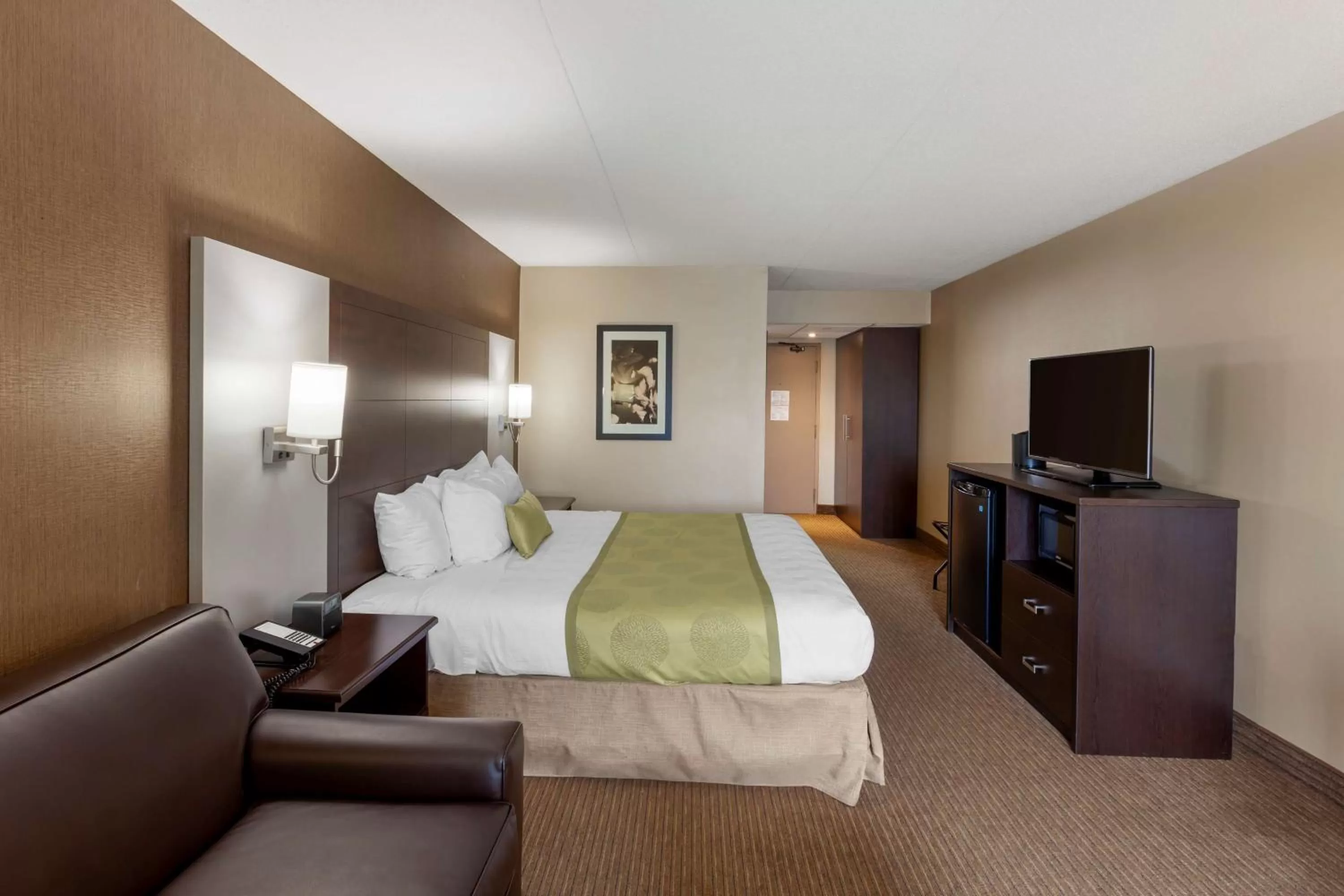 Bedroom, Bed in Best Western Plus Leamington Hotel & Conference Centre